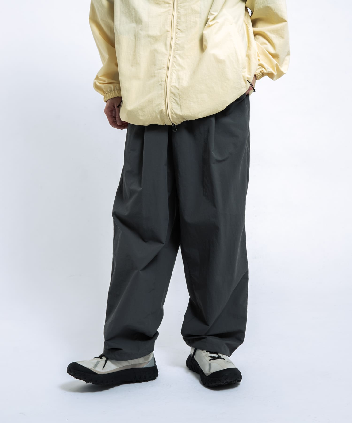 身長 : 172cm サイズ : L