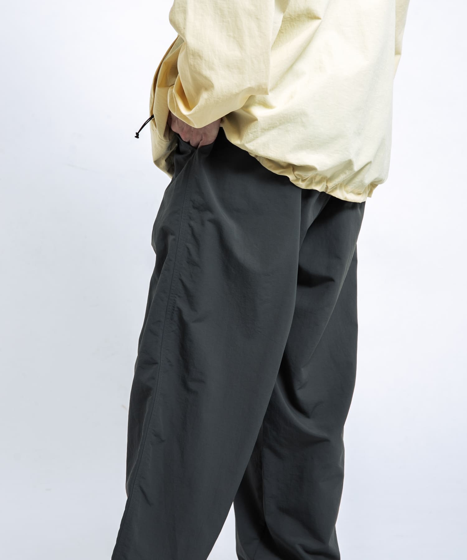 身長 : 172cm サイズ : L