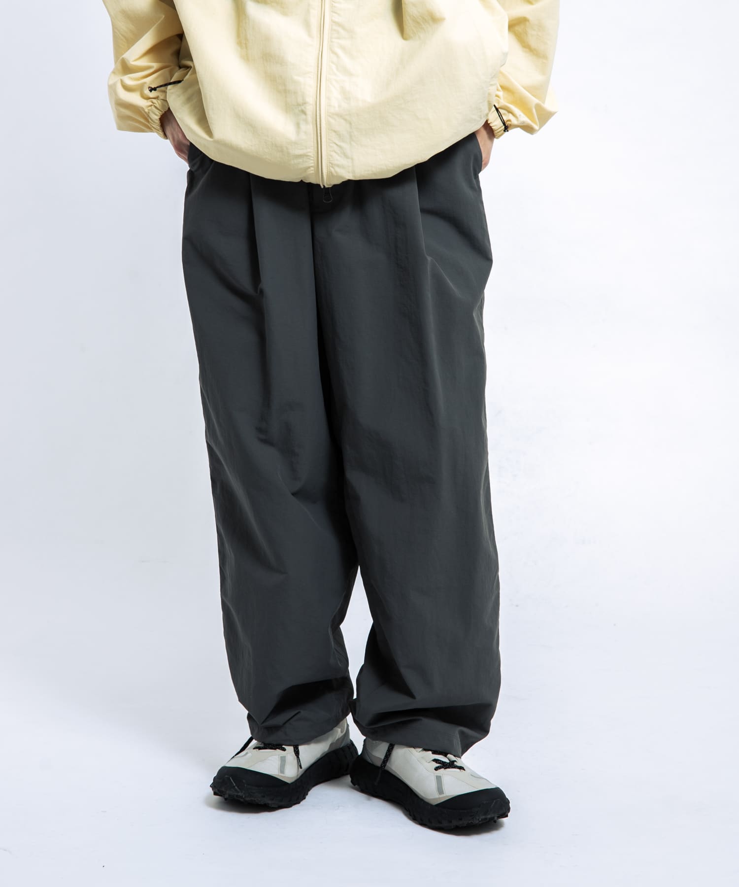 身長 : 172cm サイズ : L