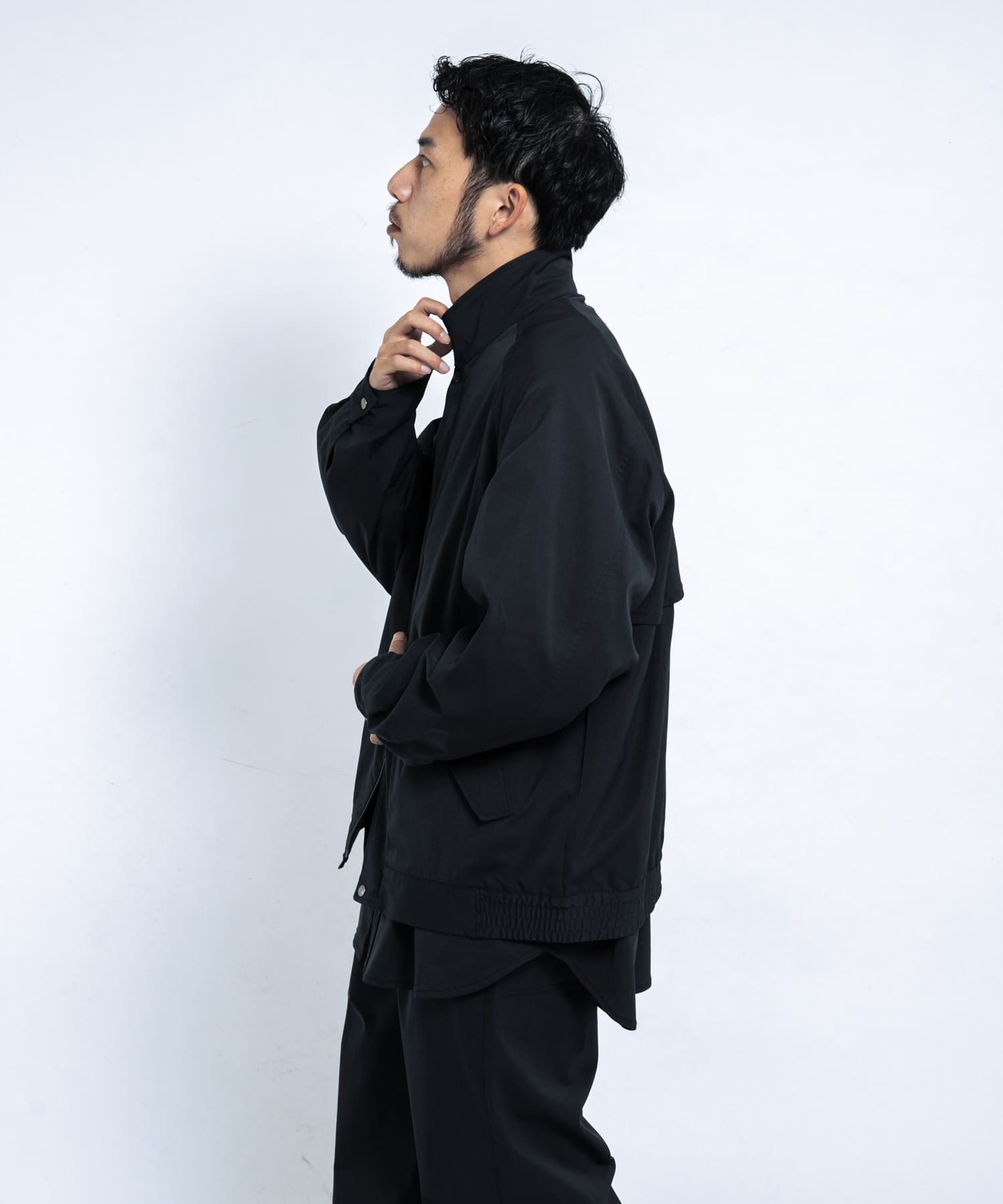 ネイビー