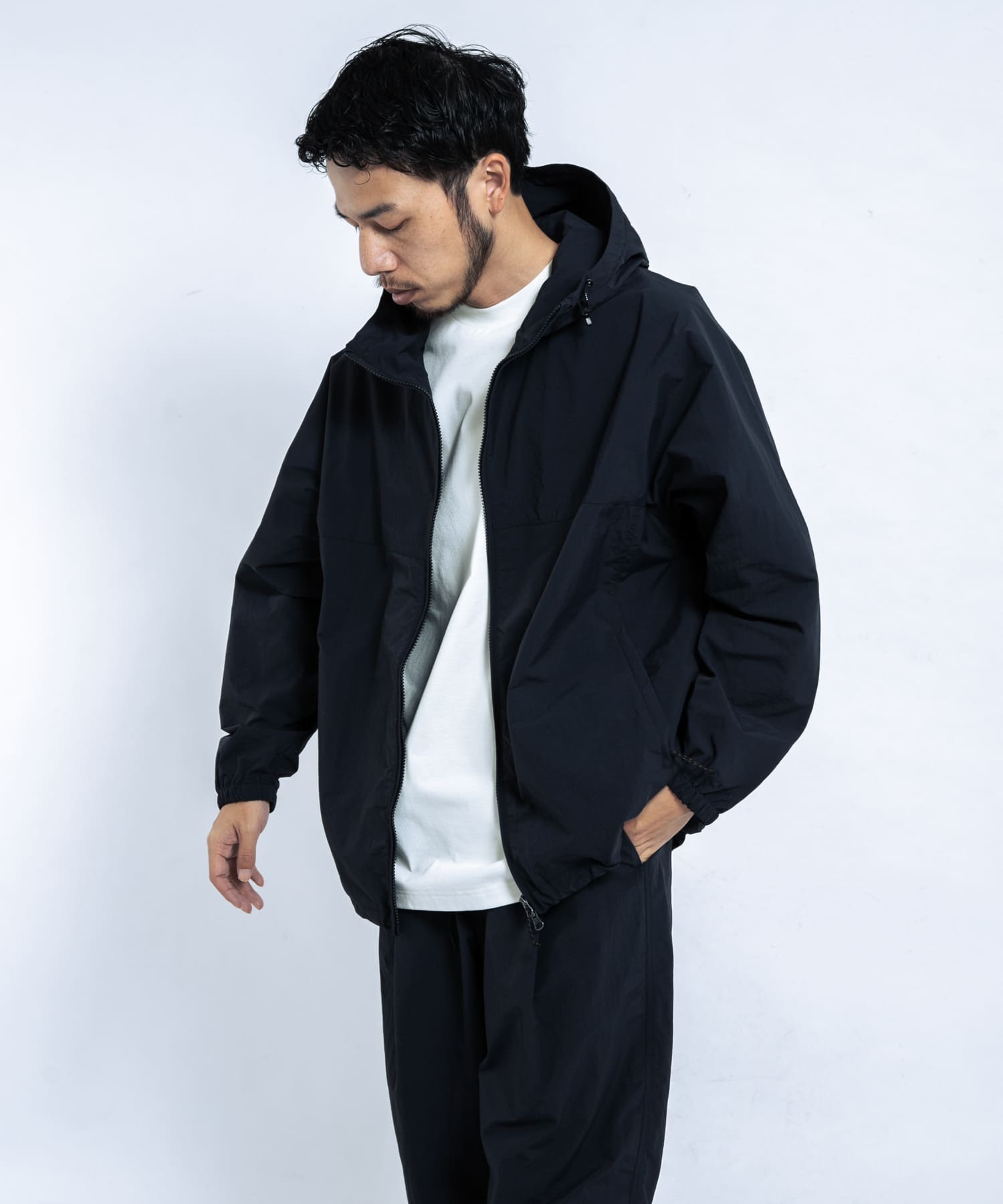 身長 : 179cm サイズ : L