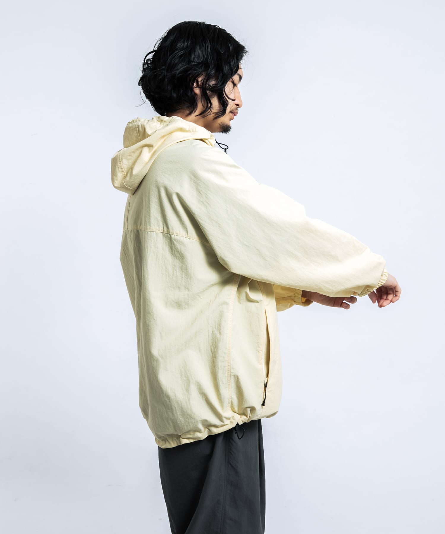 身長 : 172cm サイズ : L