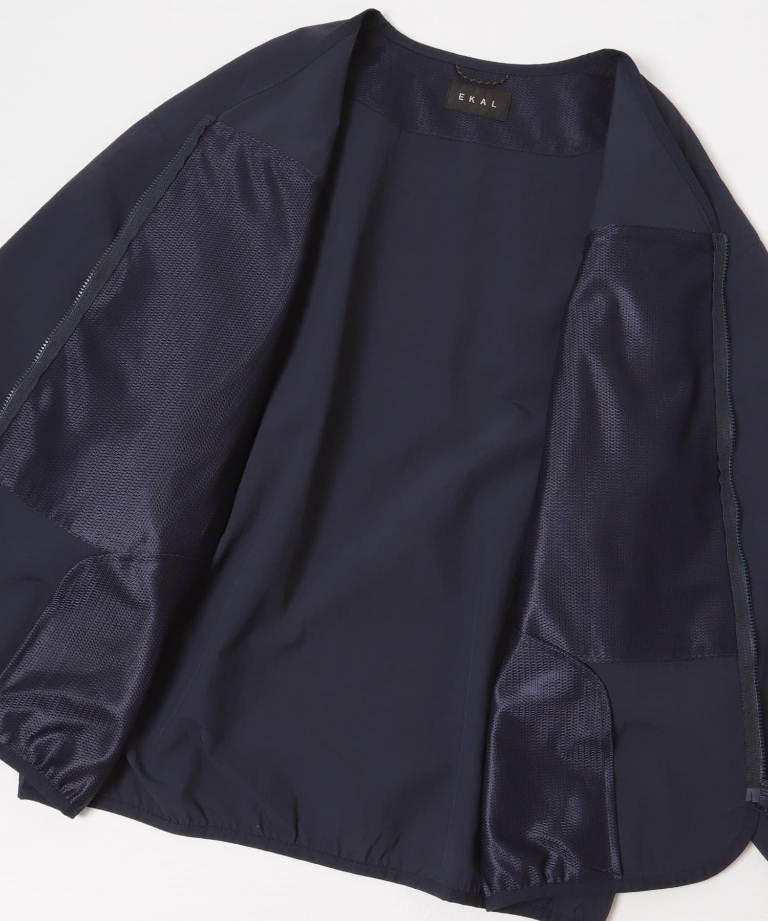 『UR TECH』ナイロンタッサ－ZIP カーディガン ネイビー One