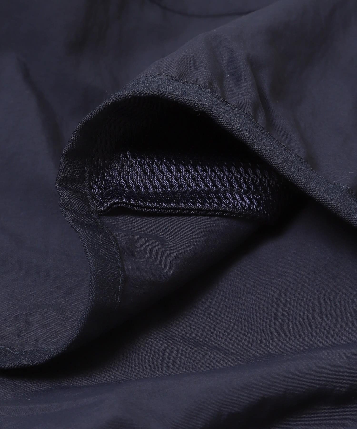 『UR TECH』ナイロンタッサ－ZIP カーディガン ネイビー One