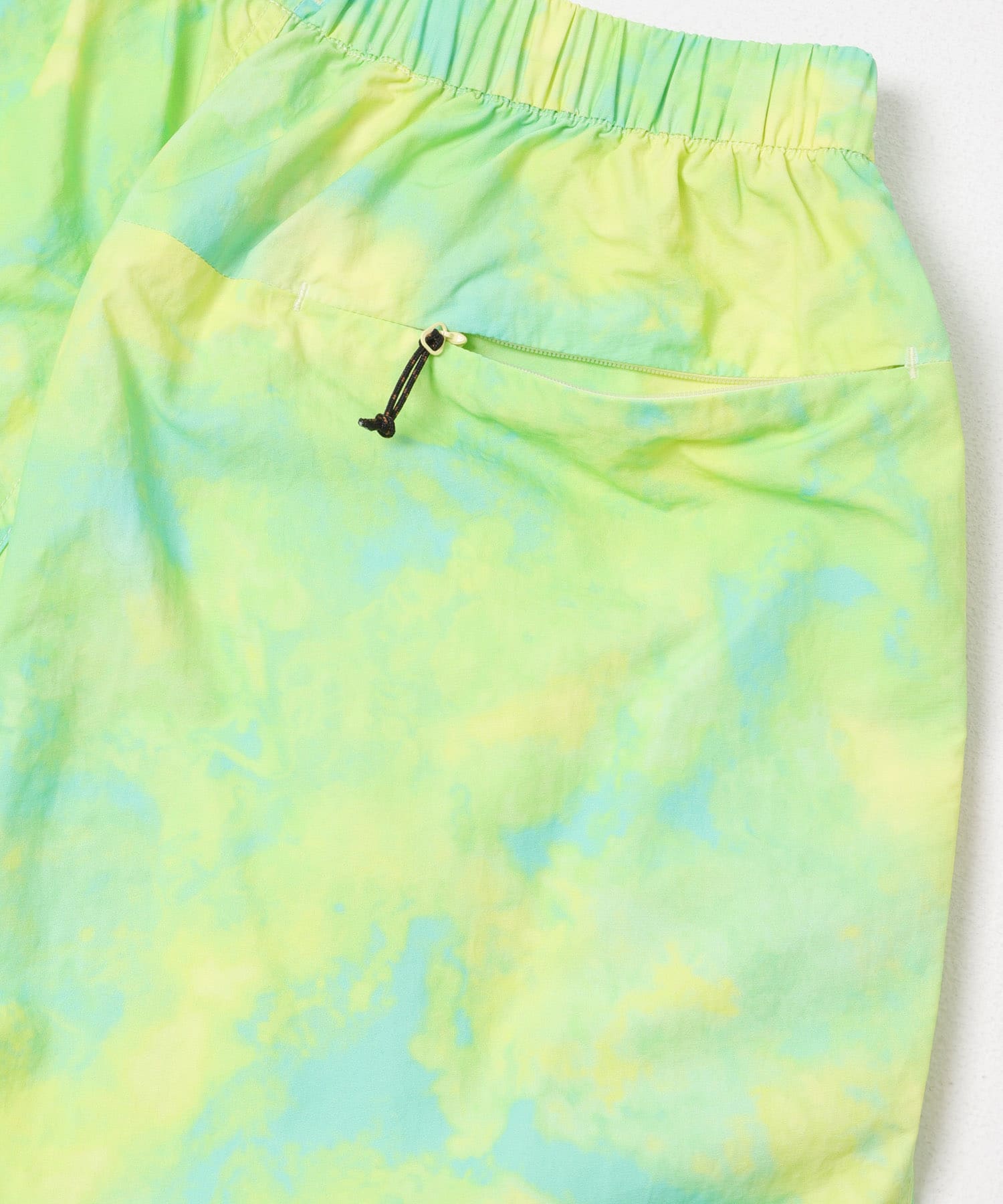 レイクサンリーフ