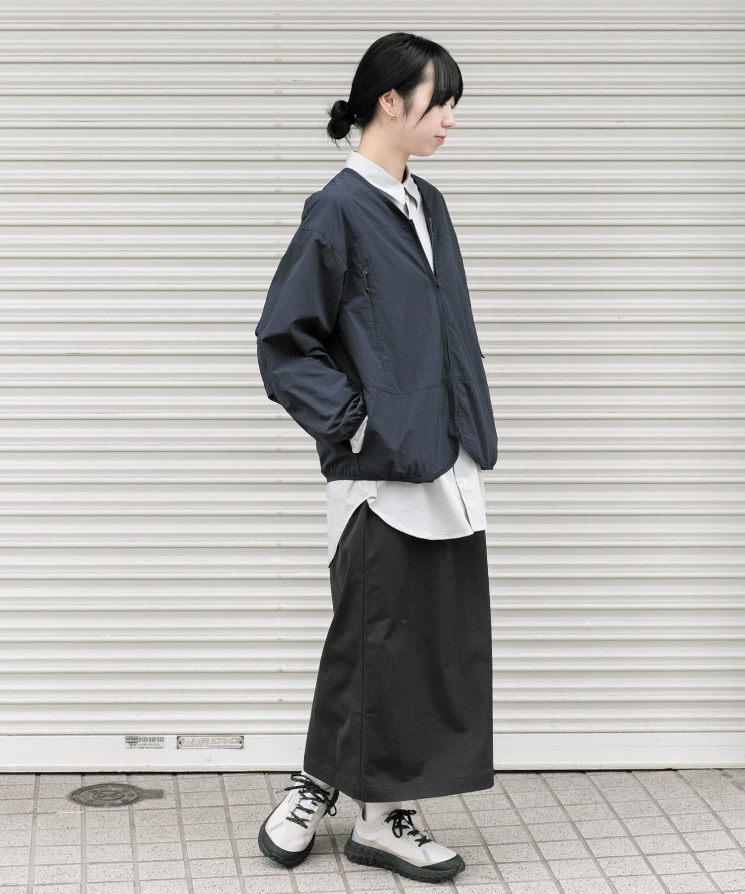 ブラック
