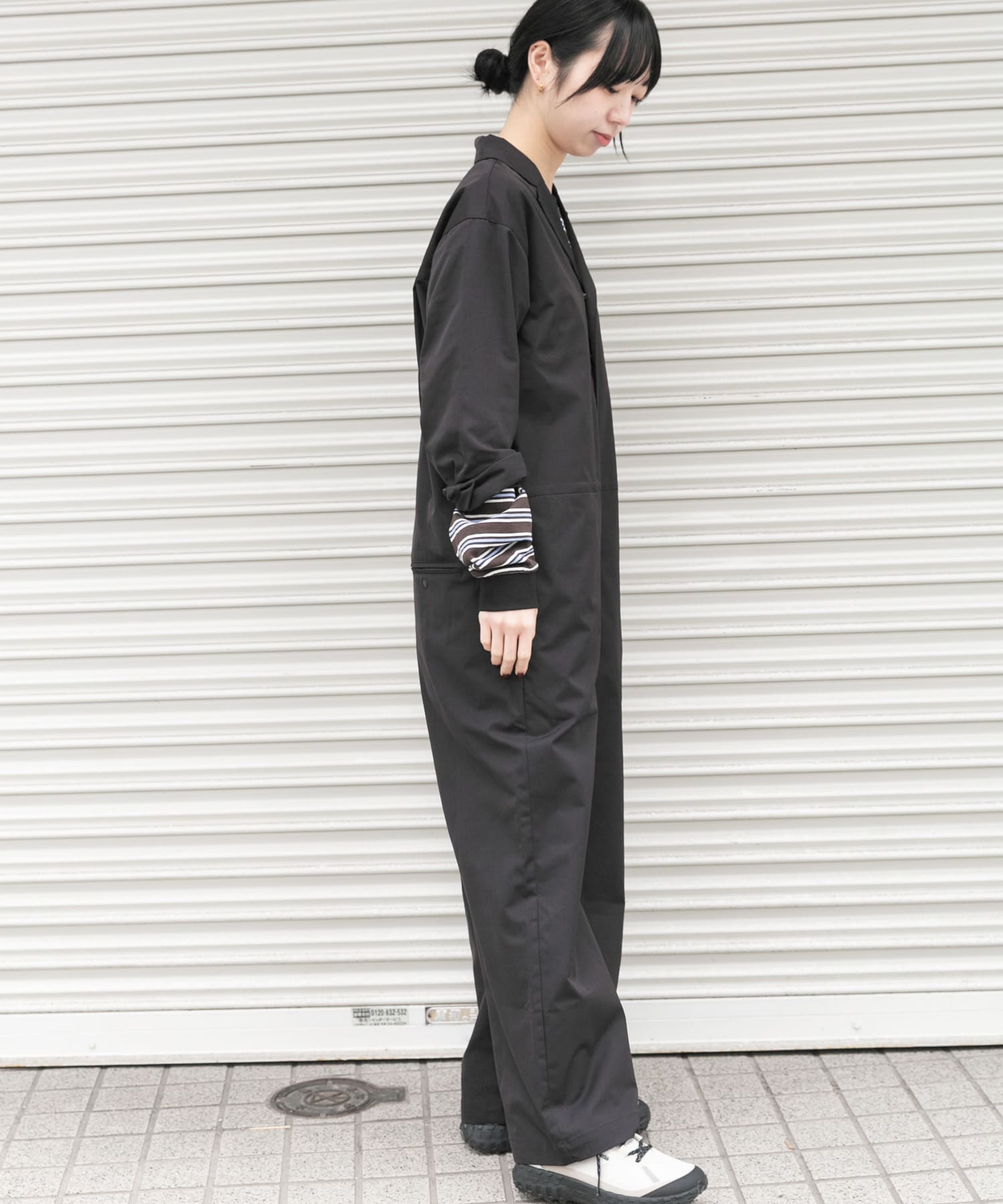 ブラック