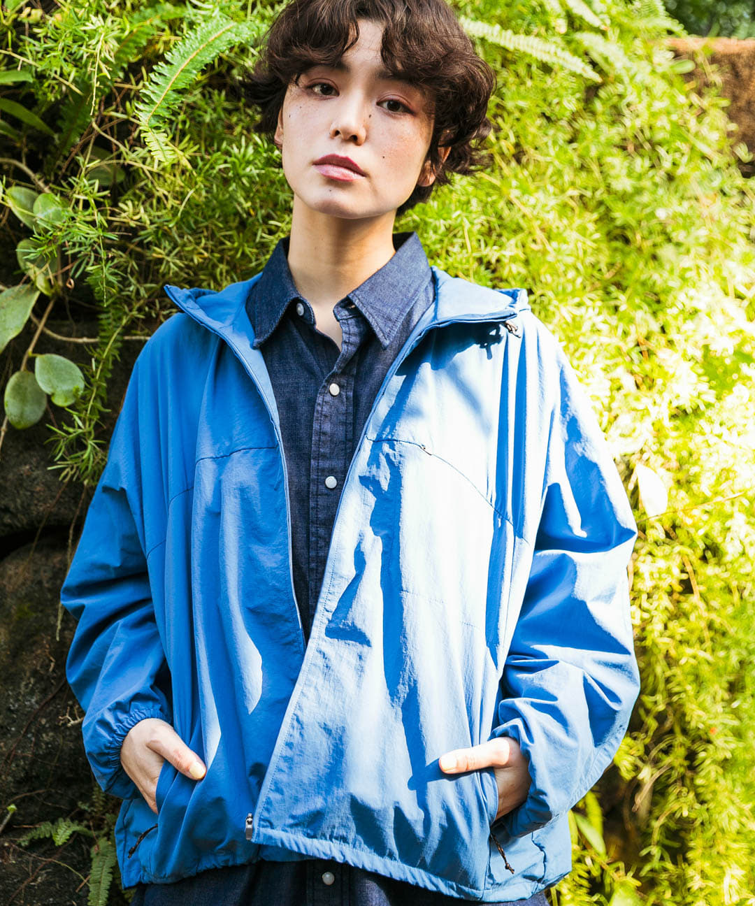 『UR TECH』ナイロンタッサージップパーカー