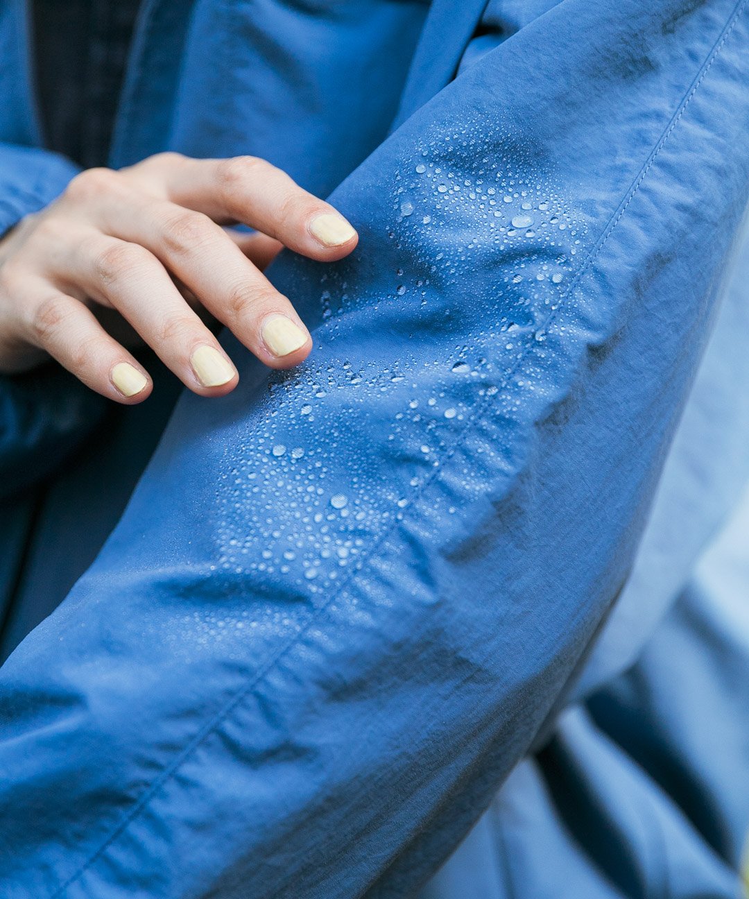 『UR TECH』ナイロンタッサージップパーカー レイクブルー One