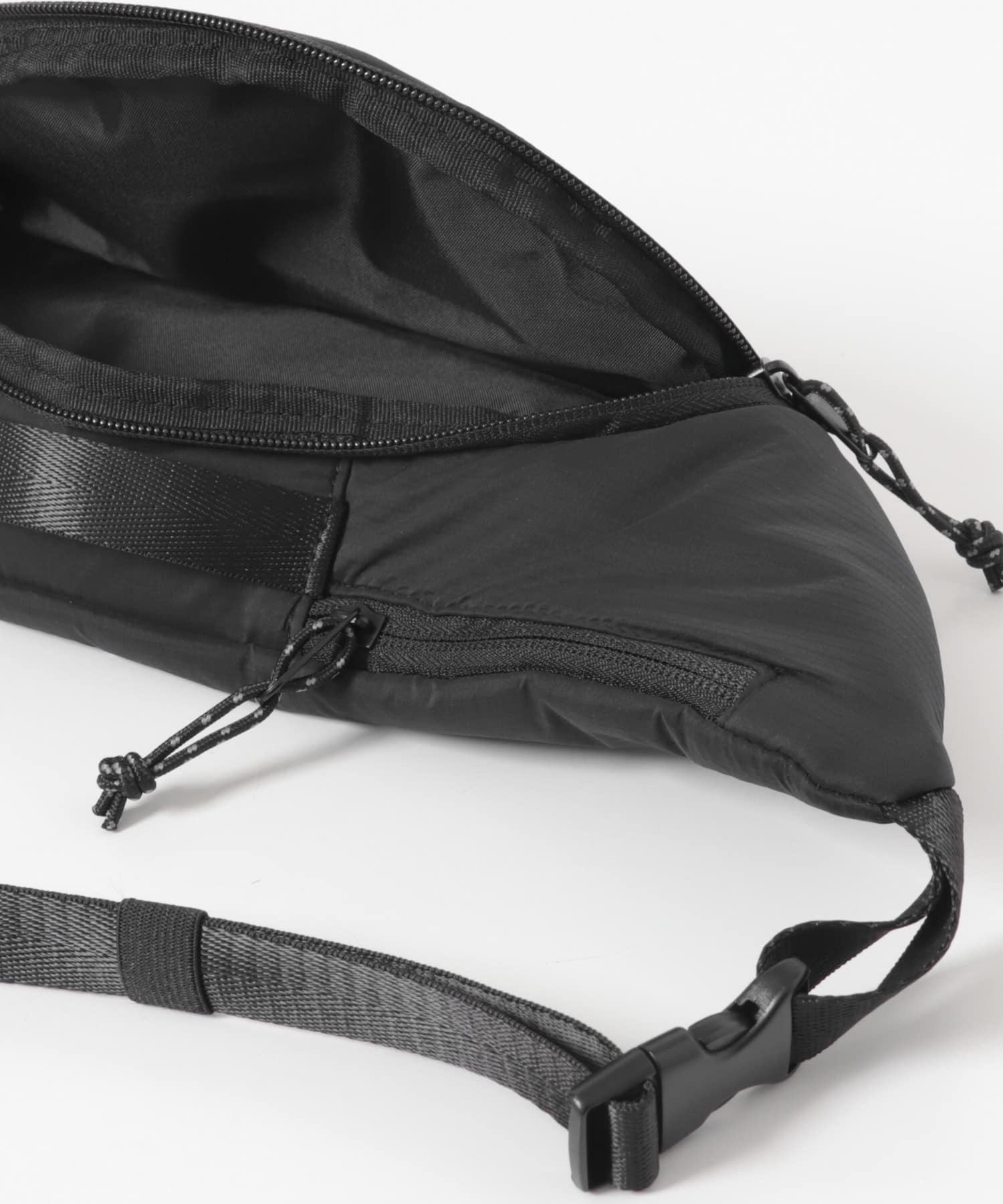 Pertex ウエストバッグ ブラック One