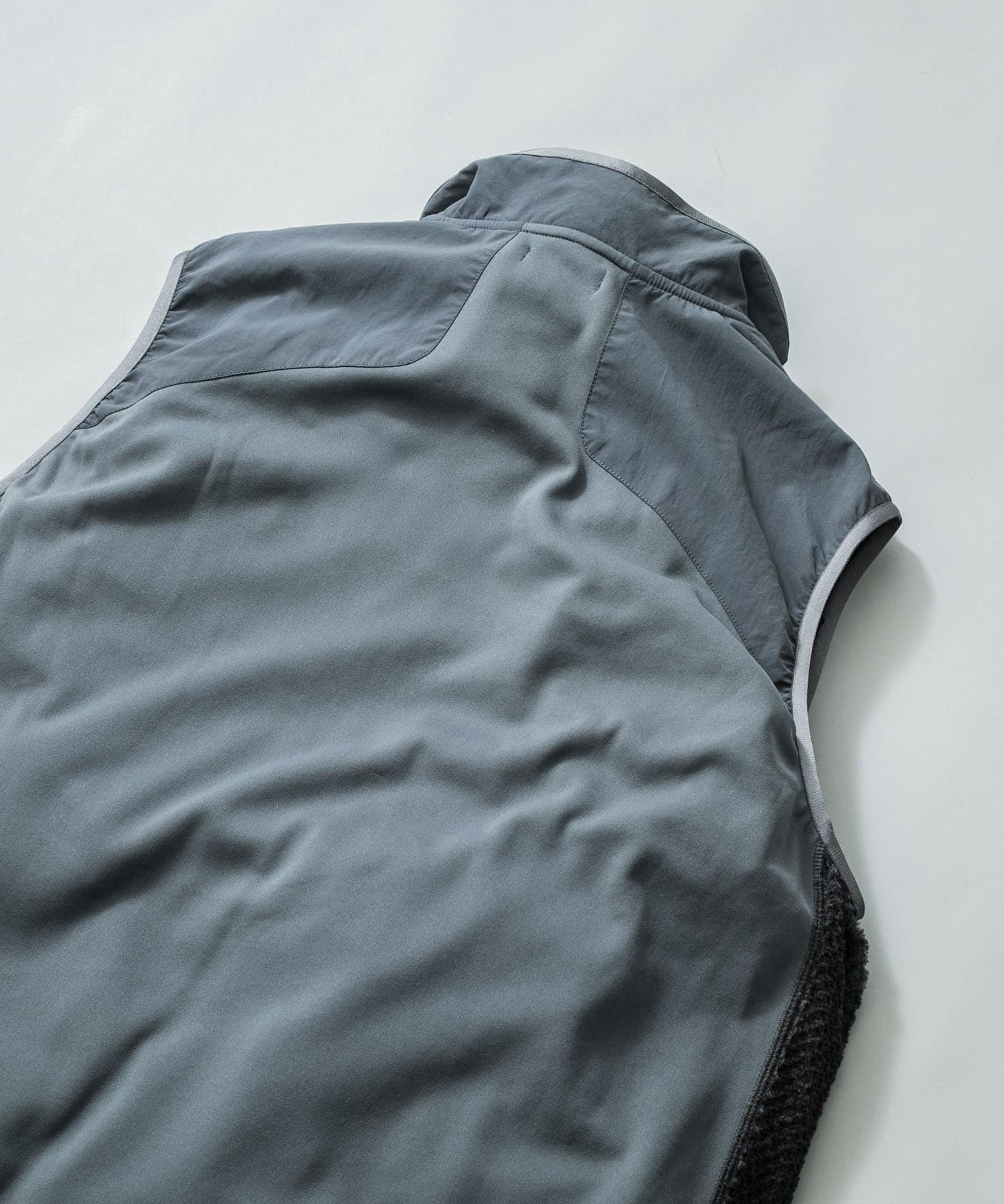 OCTA VEST Grey M