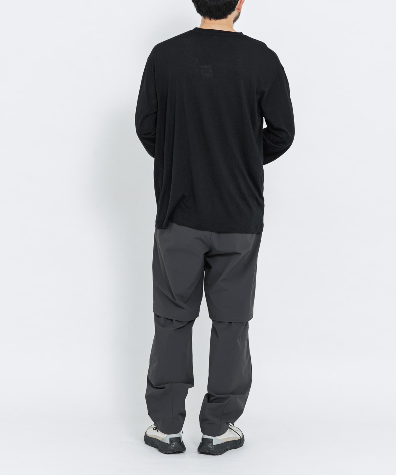 身長 : 179cm サイズ : L