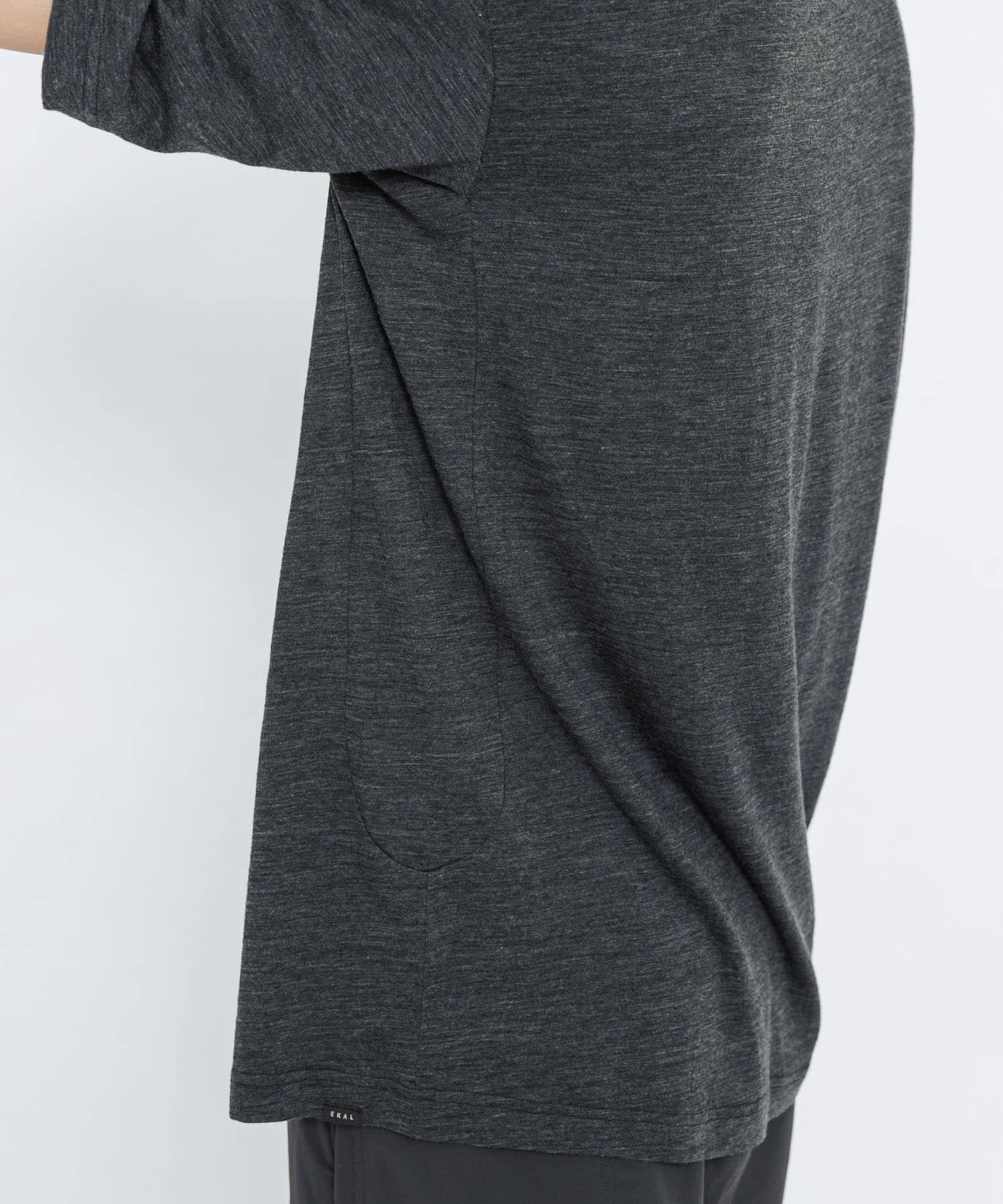 MERINO WOOL SHORT-SLEEVE T-SHIRTS チャコール M