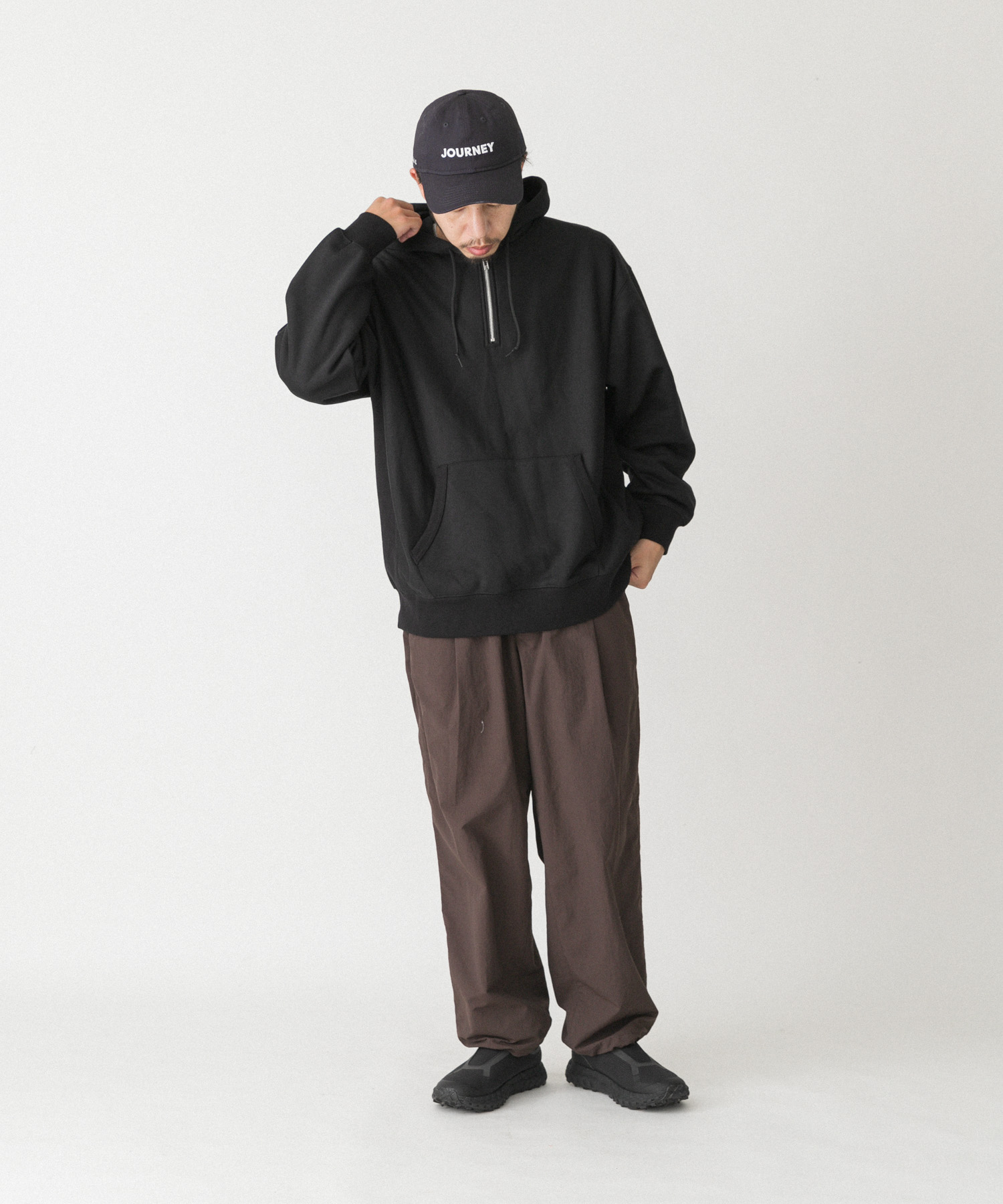ブラウン
