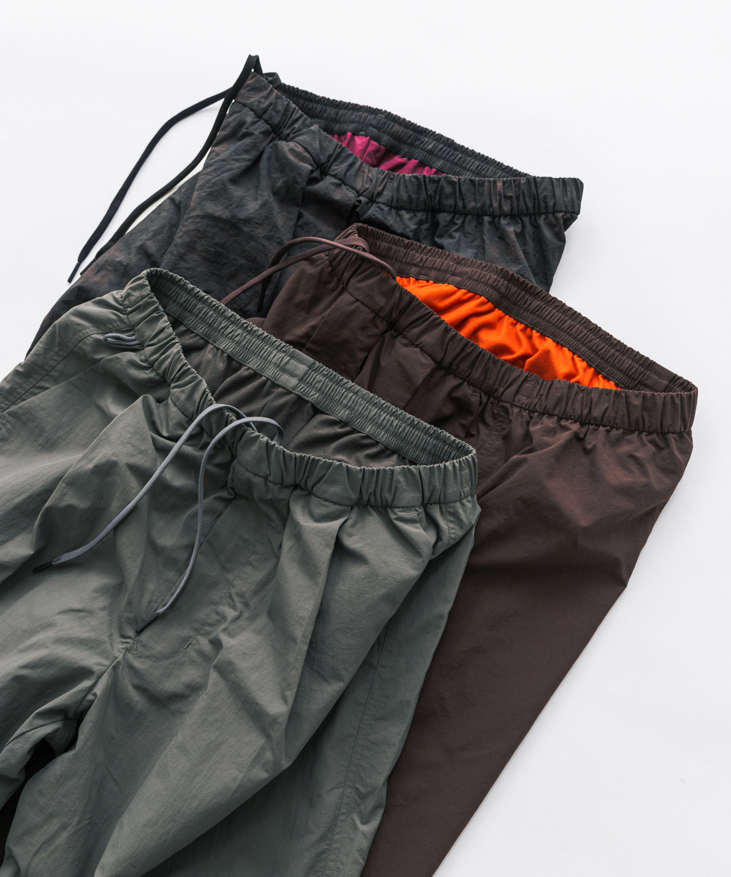 『URTECH』ナイロンタッサーウォームトラウザー グラファイト M