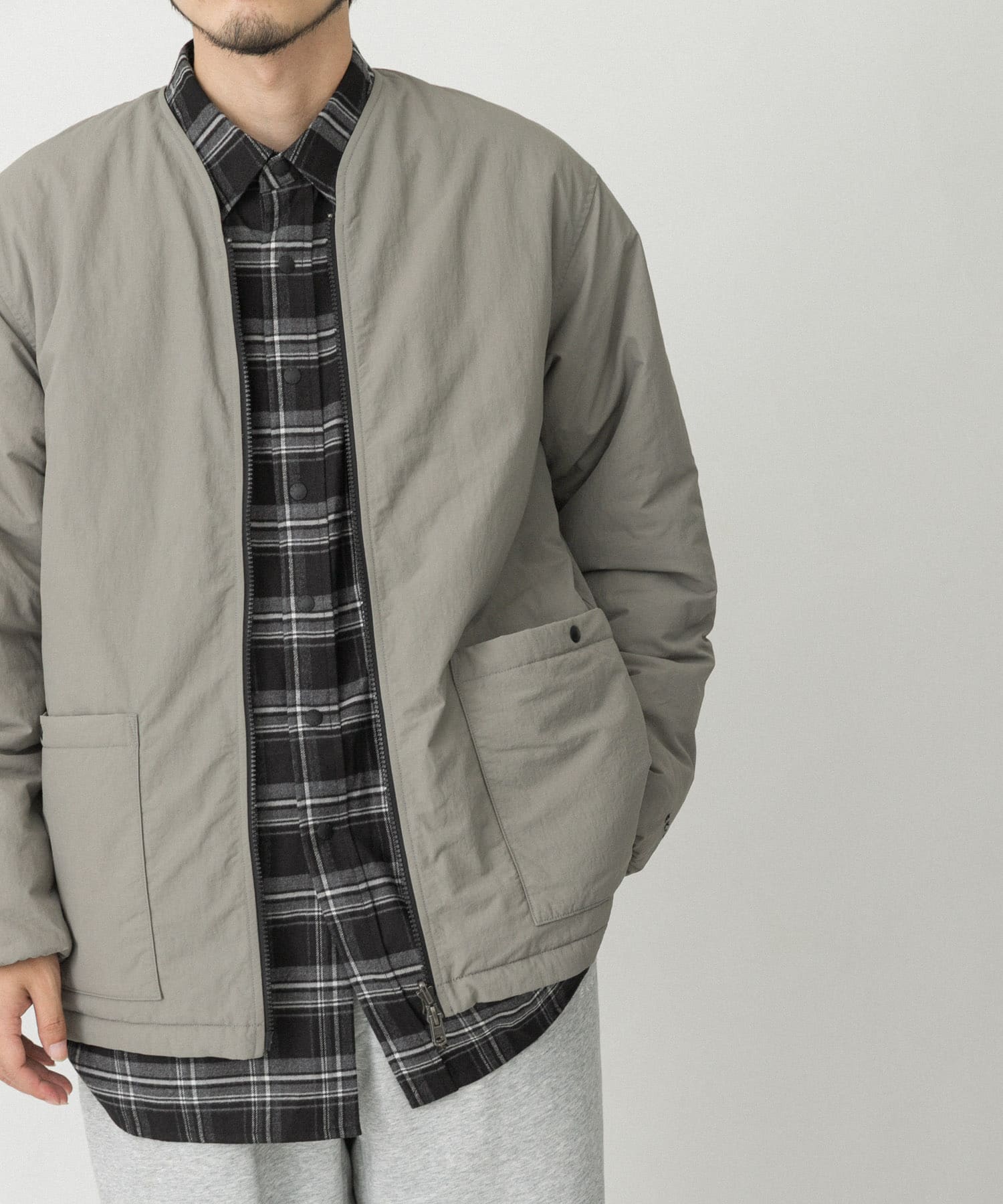 『UR TECH』ナイロンタッサーブルゾン ストーンベージュ M