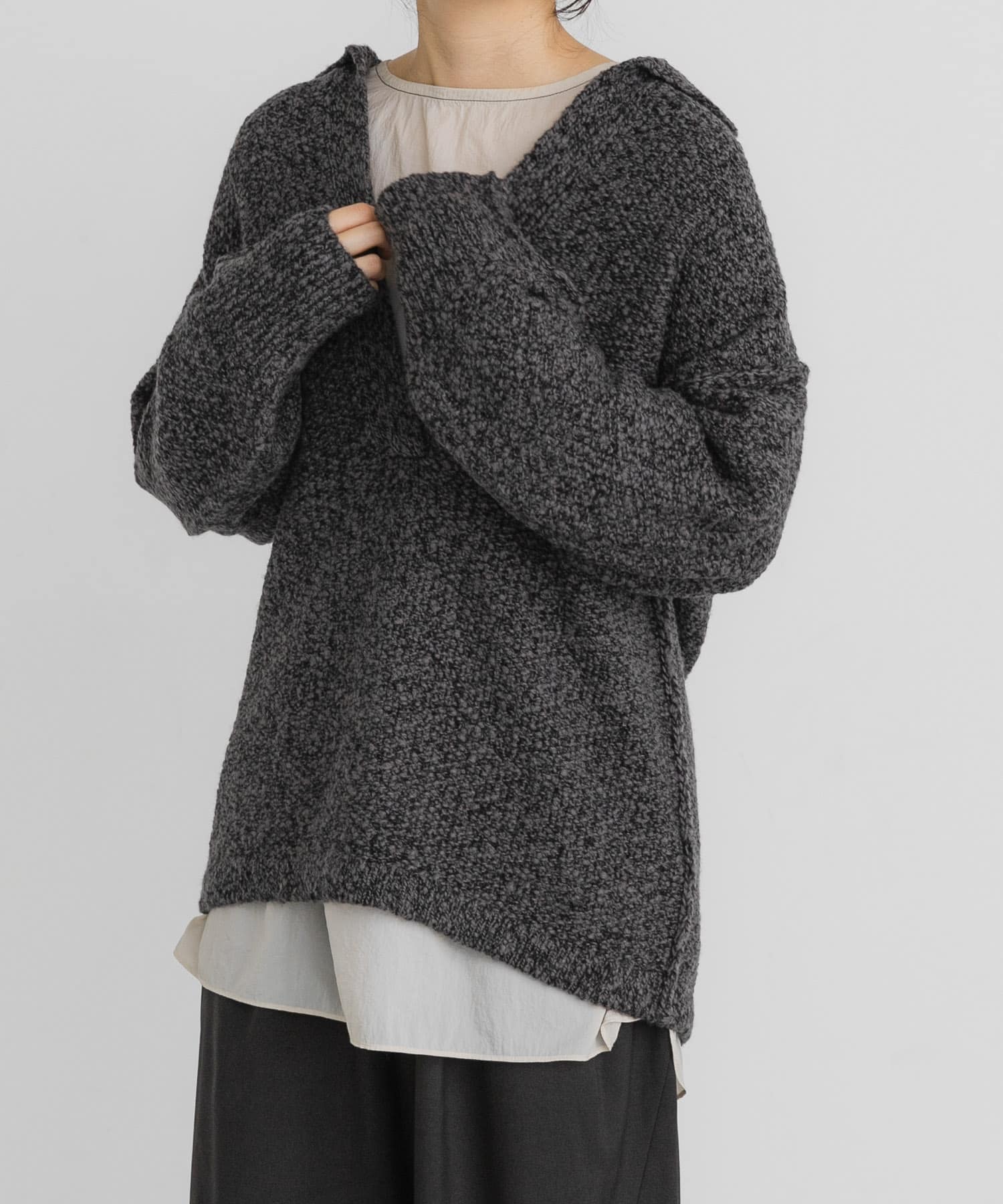 鹿子編みスキッパー衿ニット