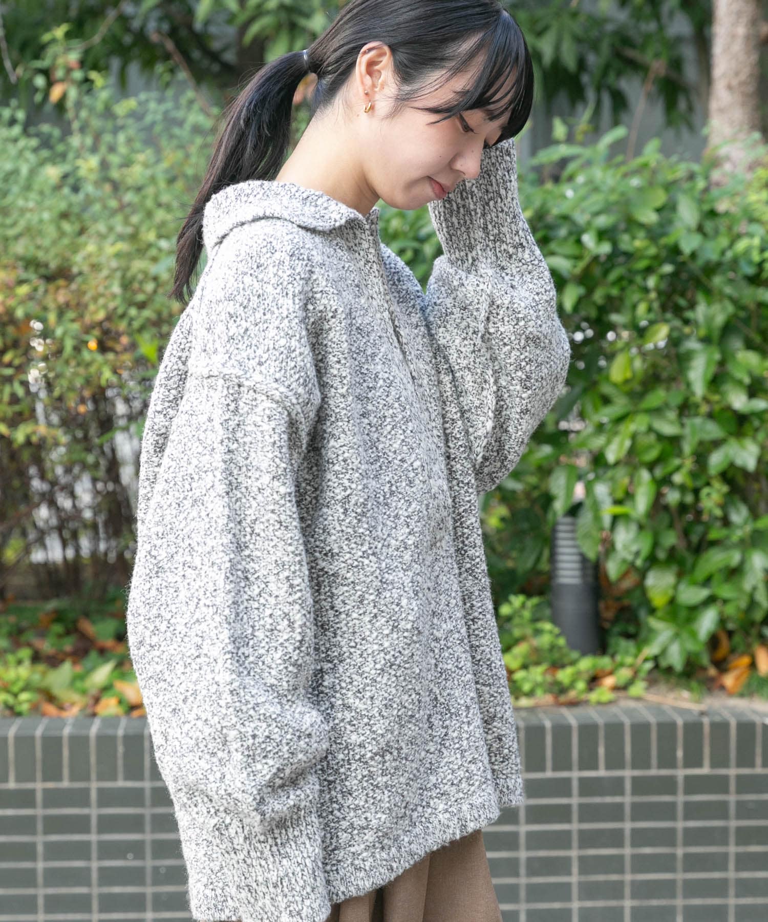 鹿子編みスキッパー衿ニット