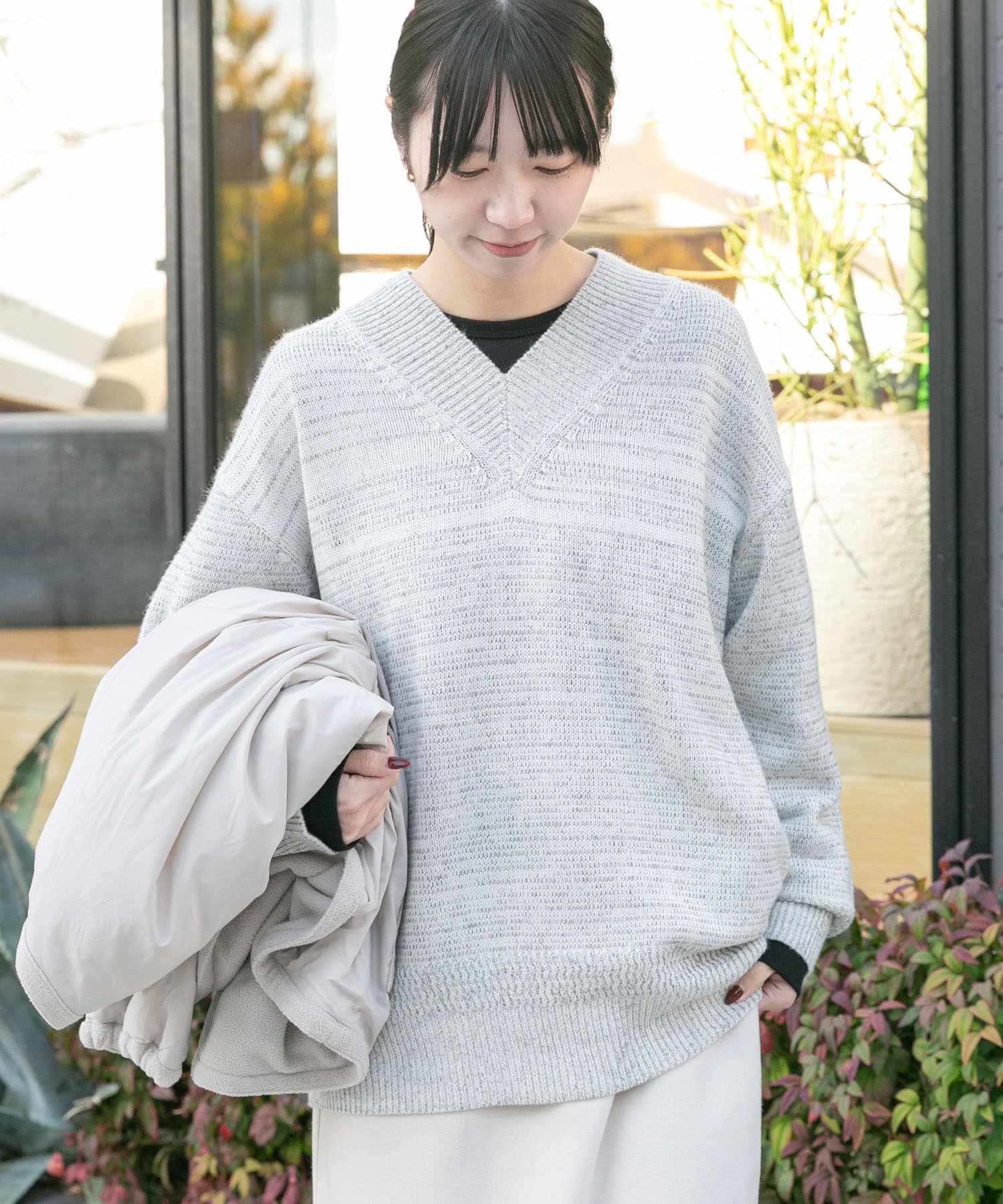 Vネックバルキーボーダーニット