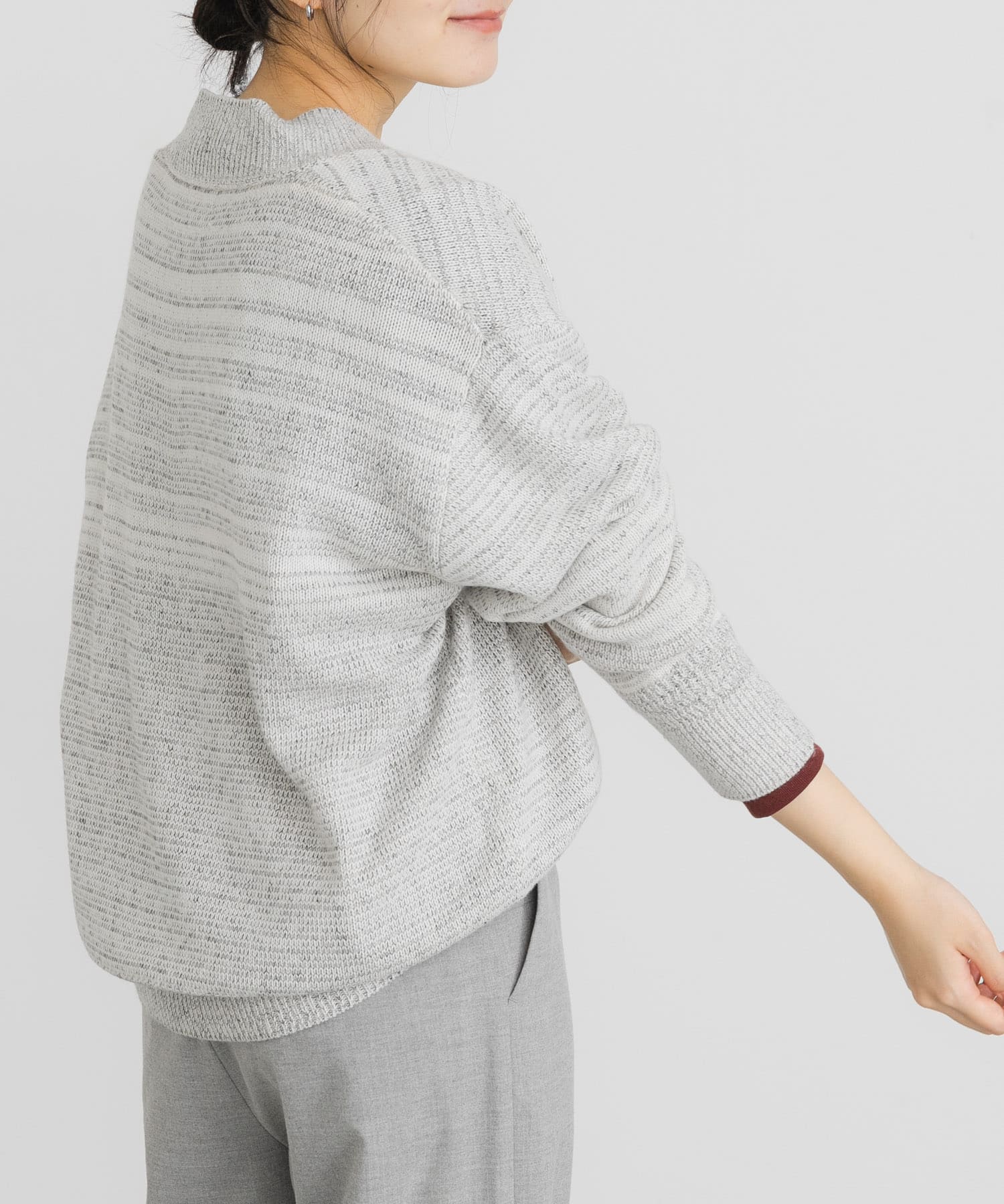 Vネックバルキーボーダーニット