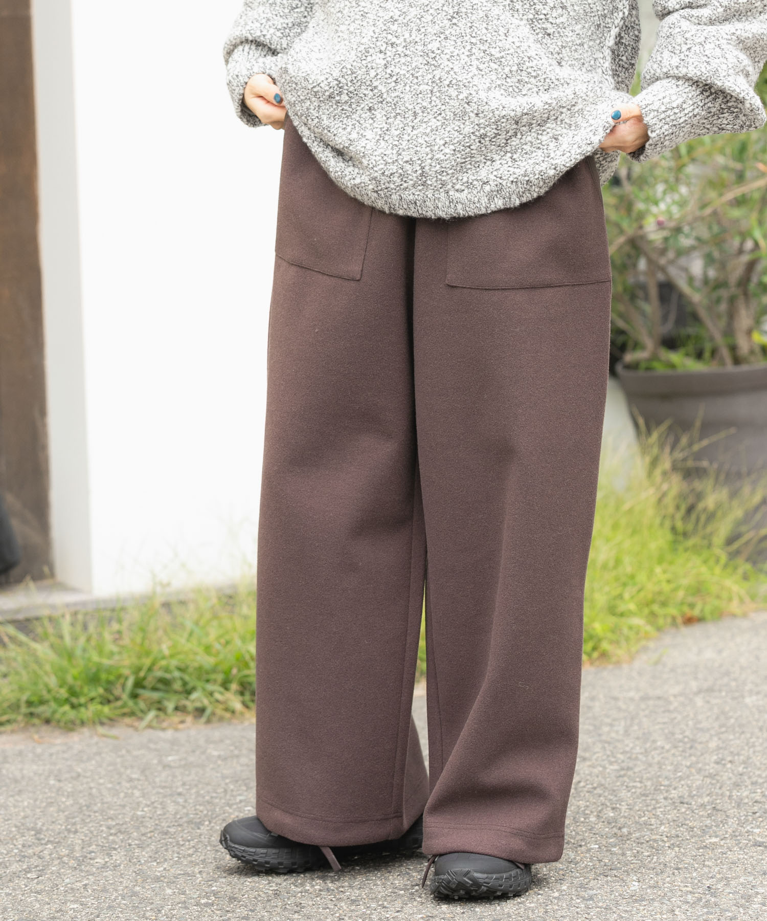 ブラウン