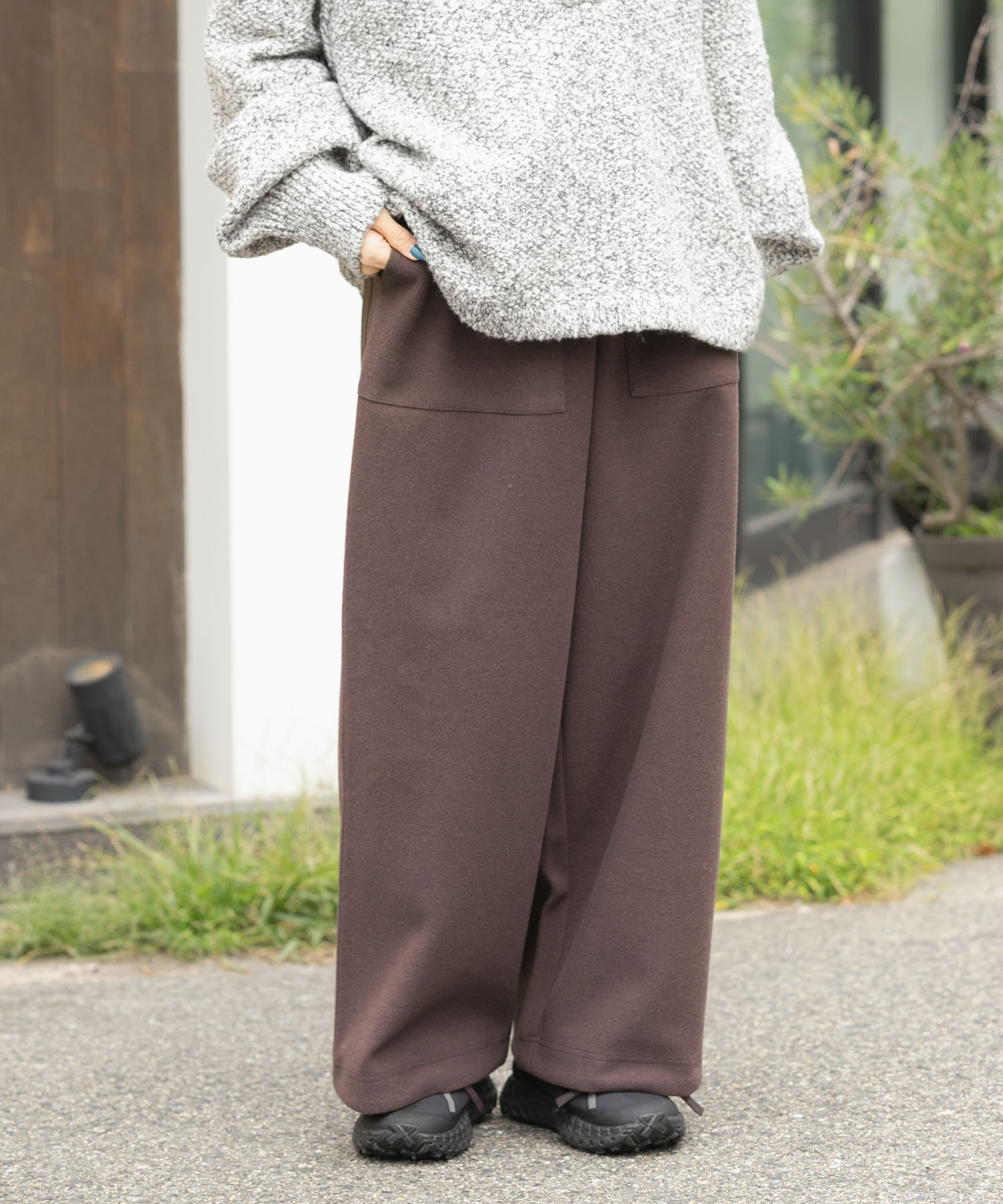 ブラウン