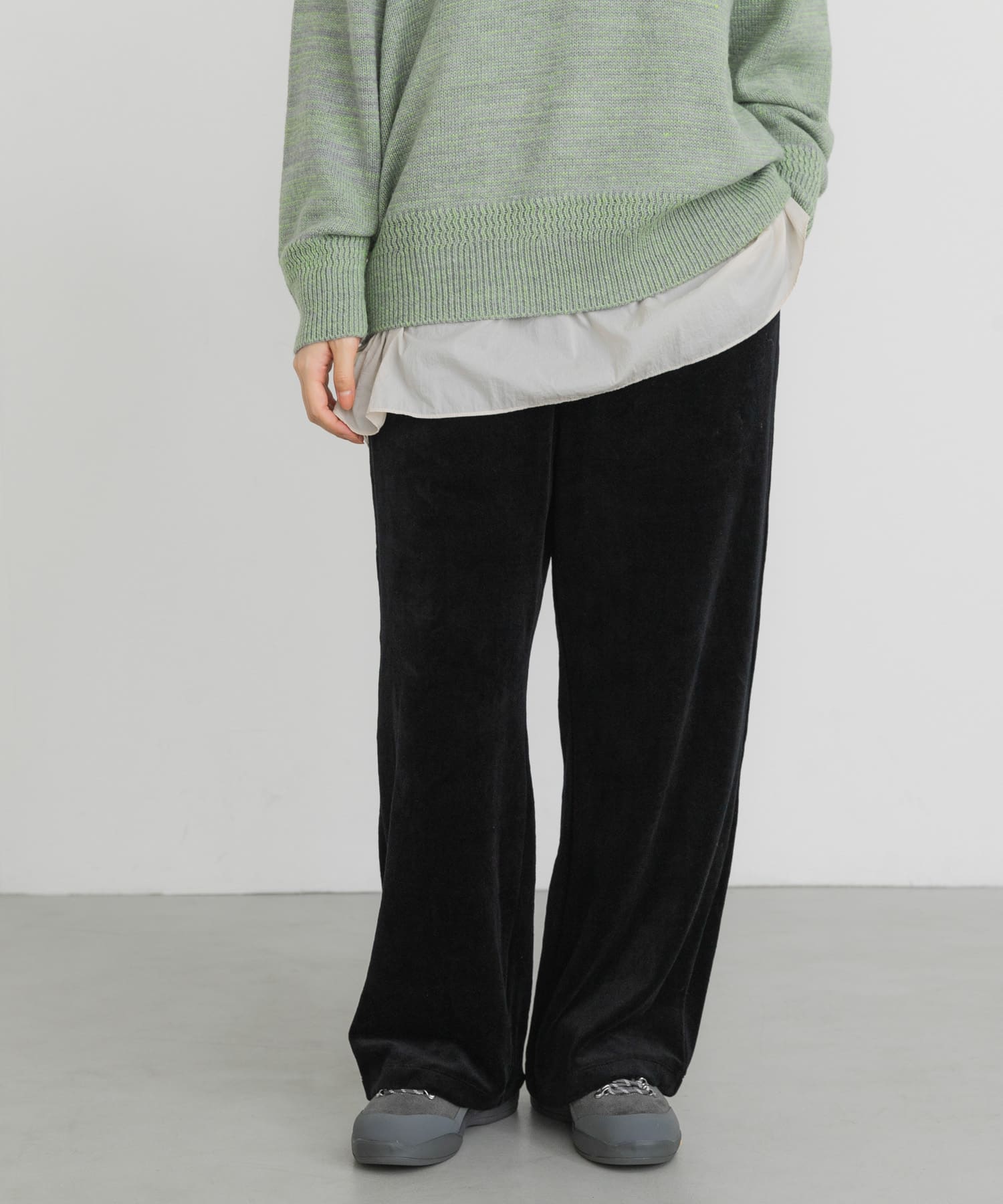 ベロアストレートパンツ
