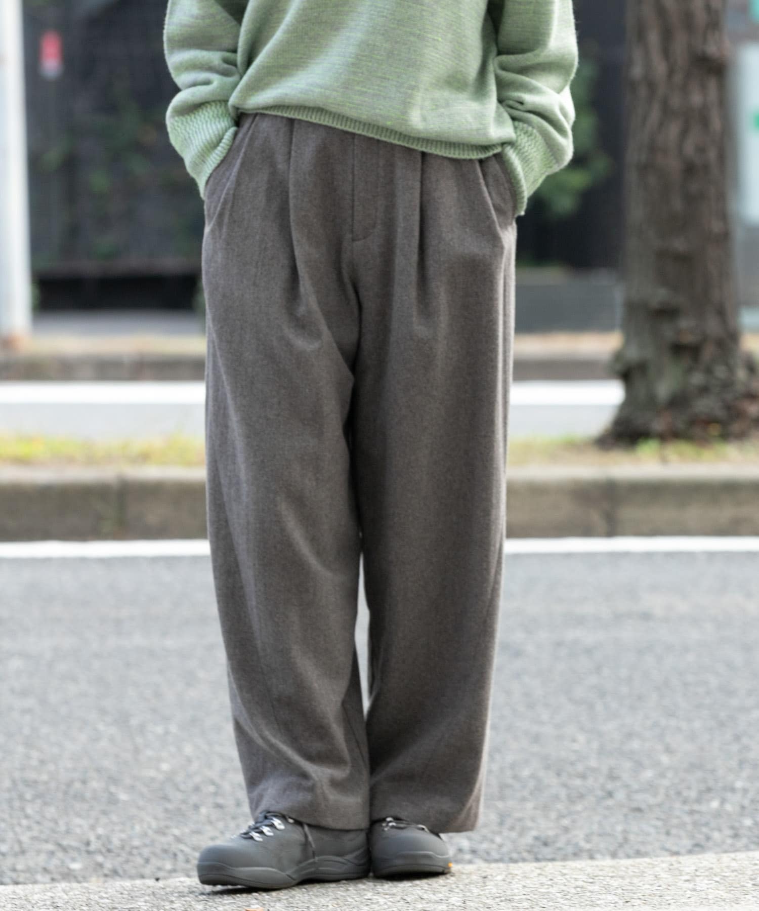 ウールツィードパンツ