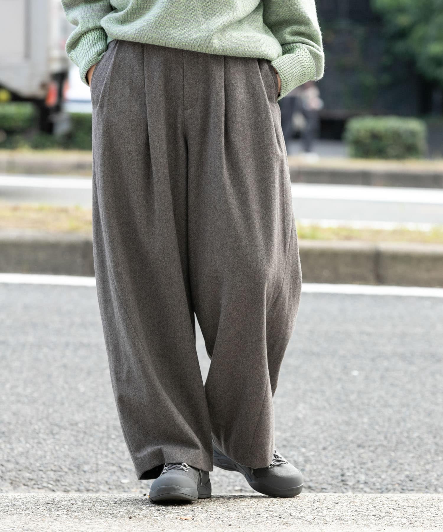 ウールツィードパンツ(One モカグレー): ボトム｜URBAN RESEARCH公式