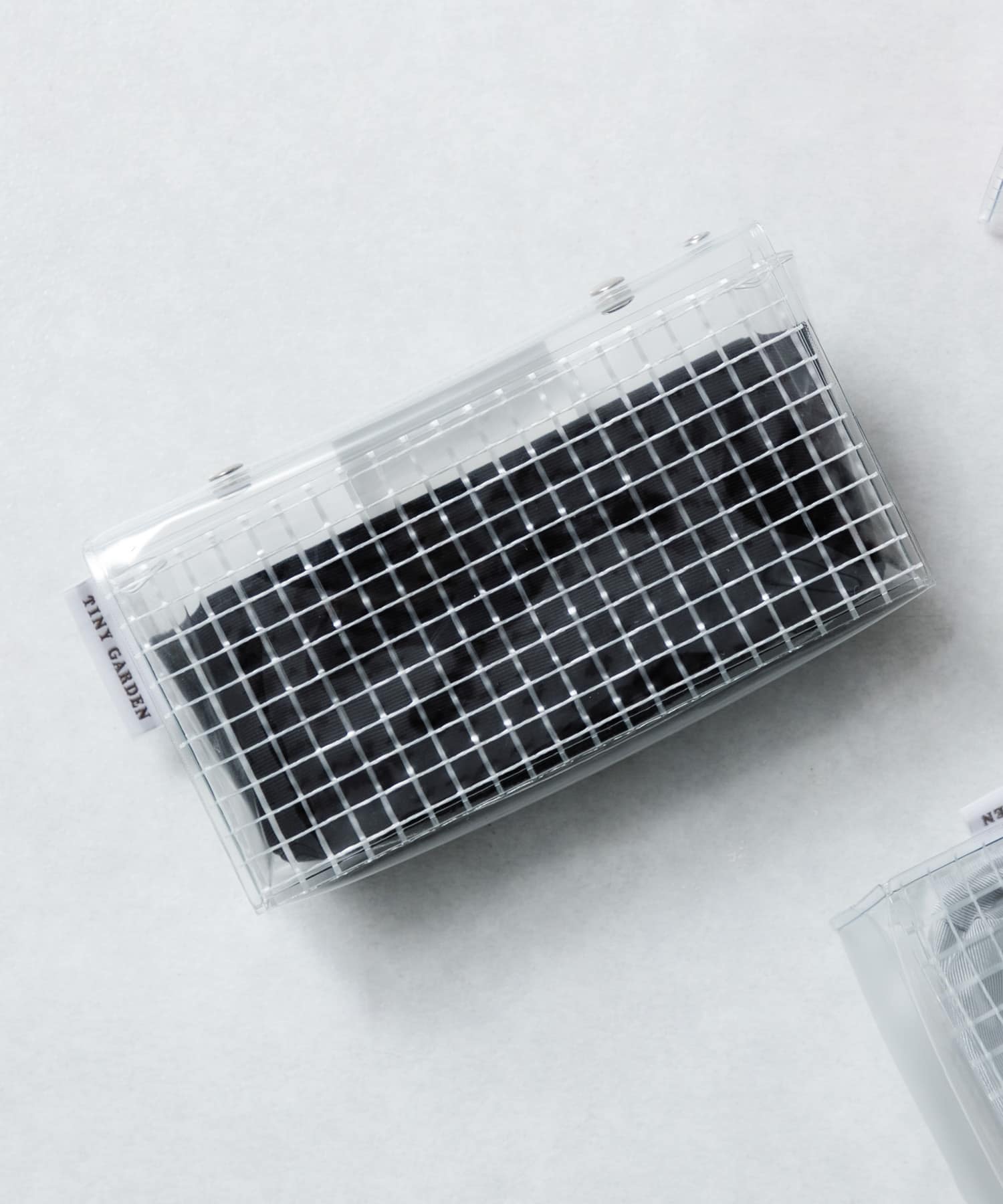 TINY GARDEN PRODUCTS　マルチユーストラベルクリアポーチ BLACK One
