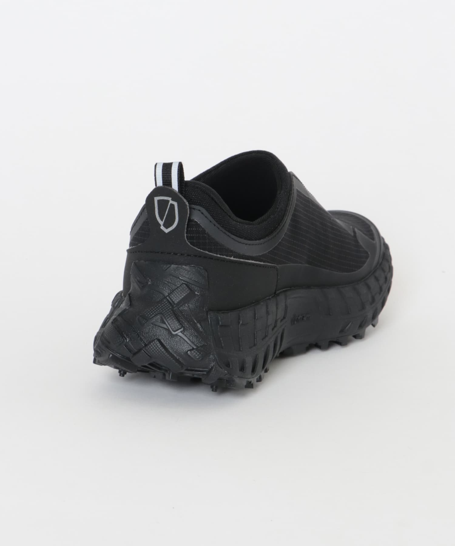 P Black