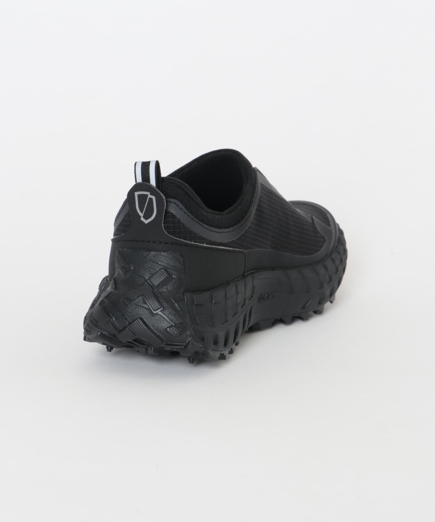 P Black