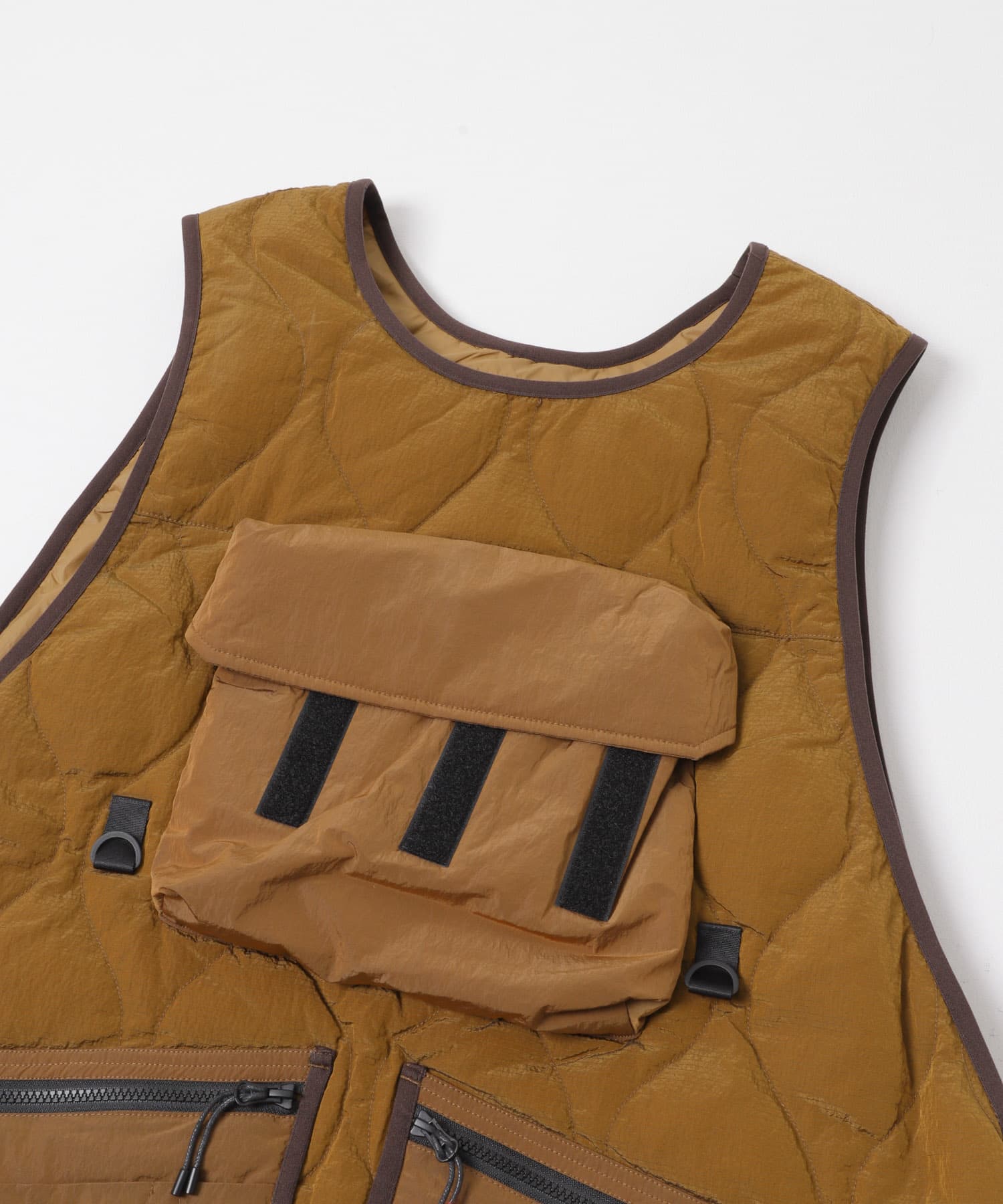 WHITE MOUNTAINEERING　QUILTING DOWN VEST BROWN 2