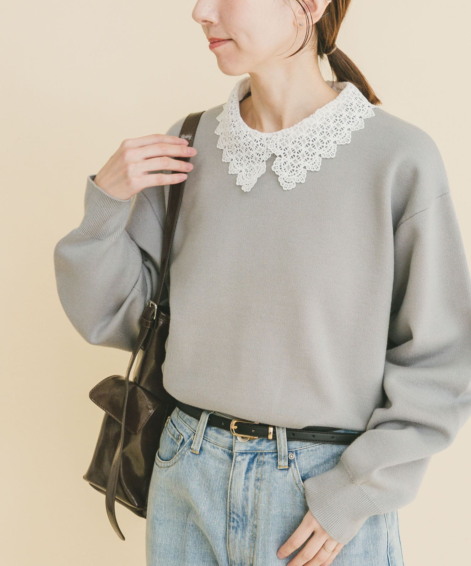 衿レーススウェットライクニット
