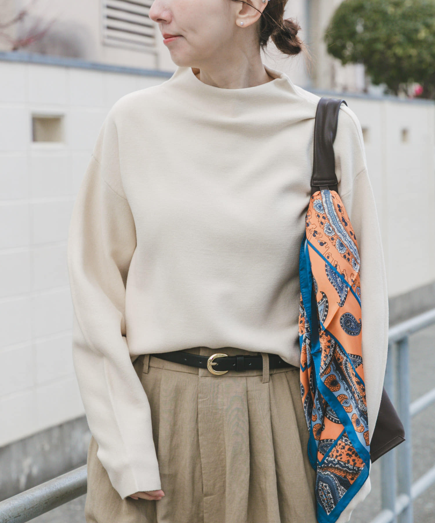 『イージーケア/静電気防止』ボトルネックニットプルオーバー