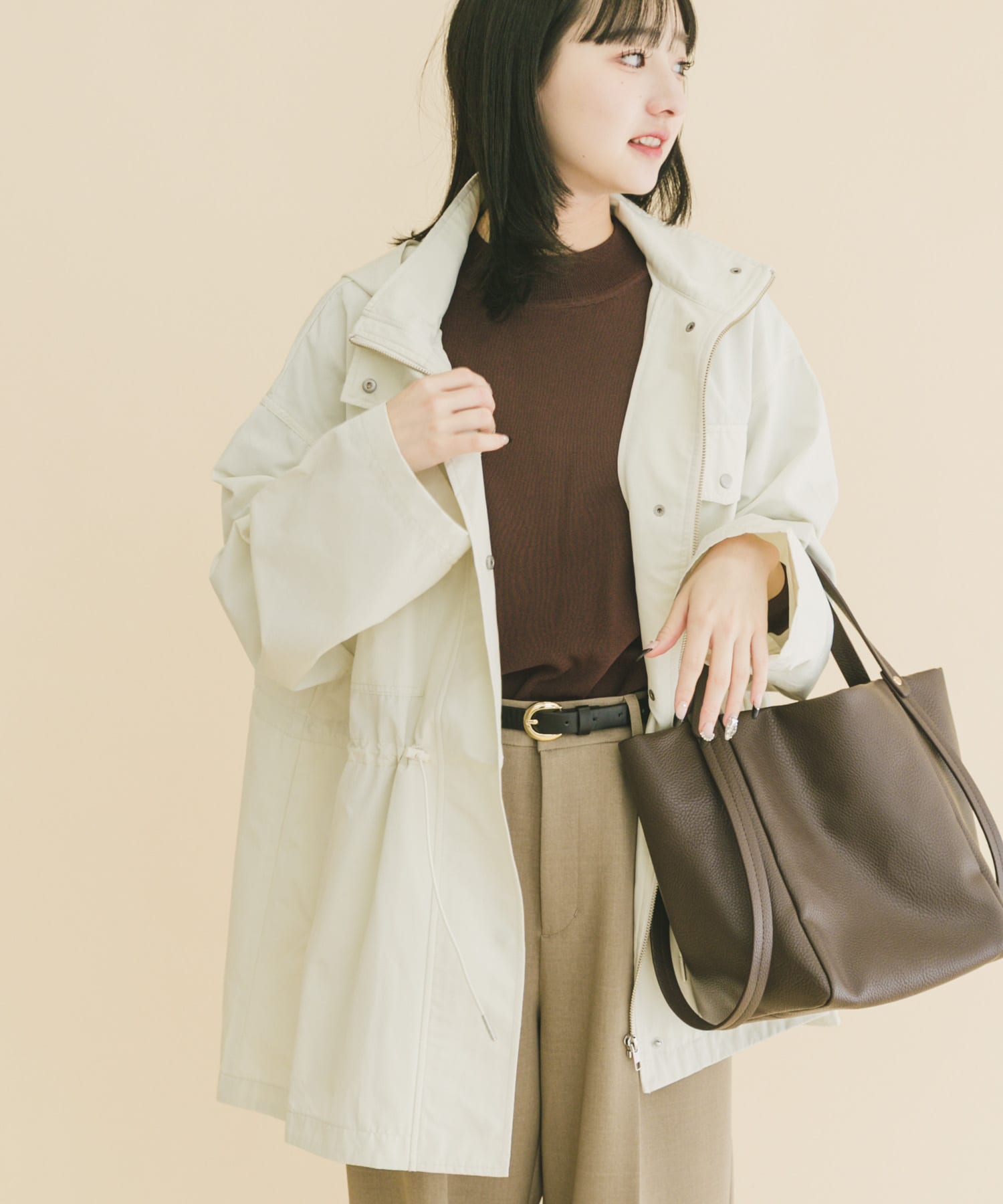 ライトフーディーブルゾン