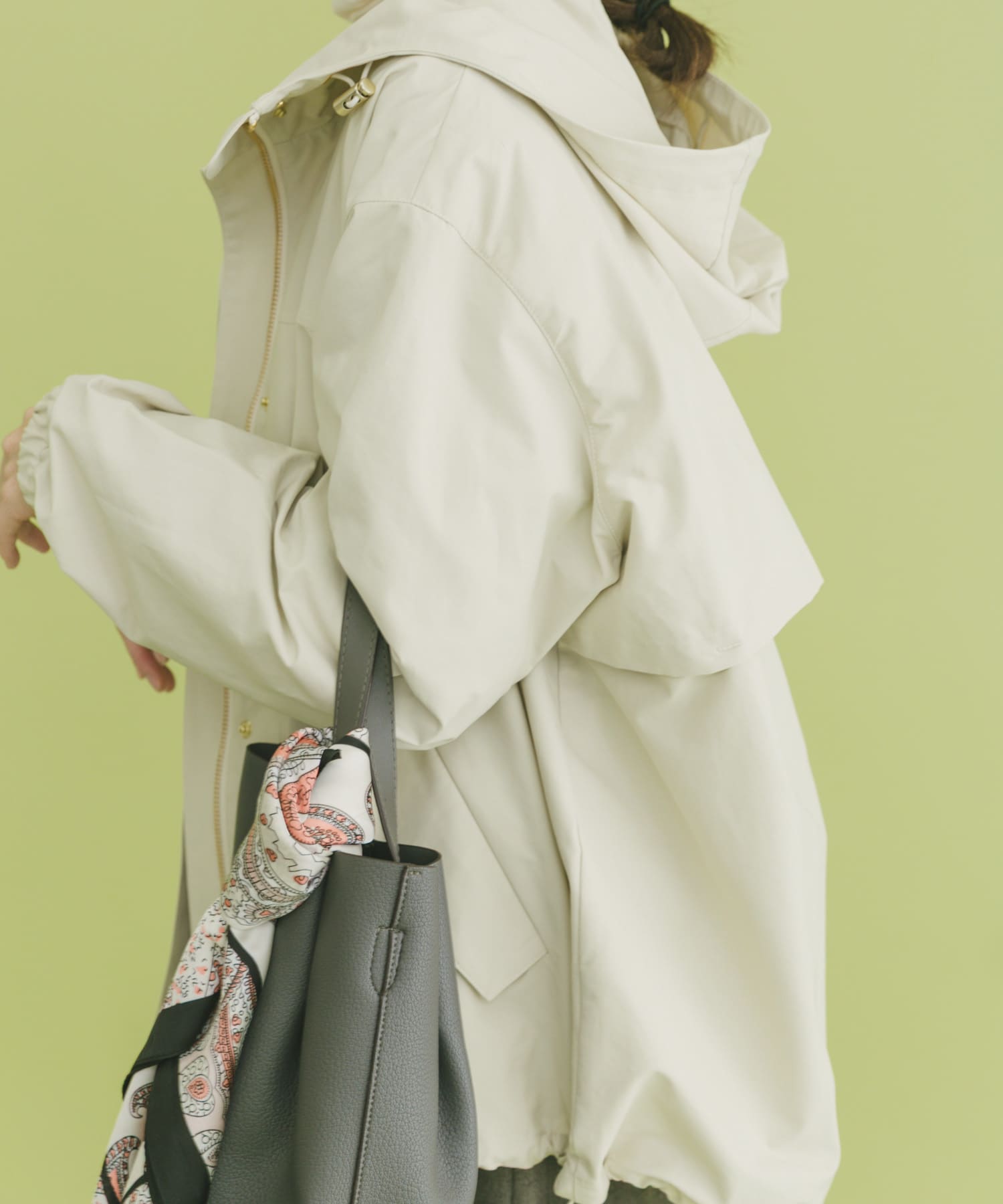 撥水マウンテンパーカー