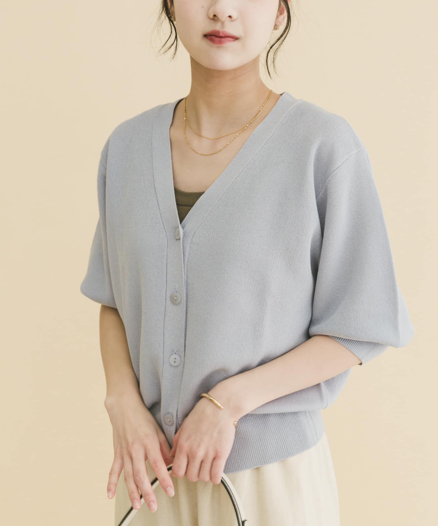 Vネックハーフスリーブニットカーディガン