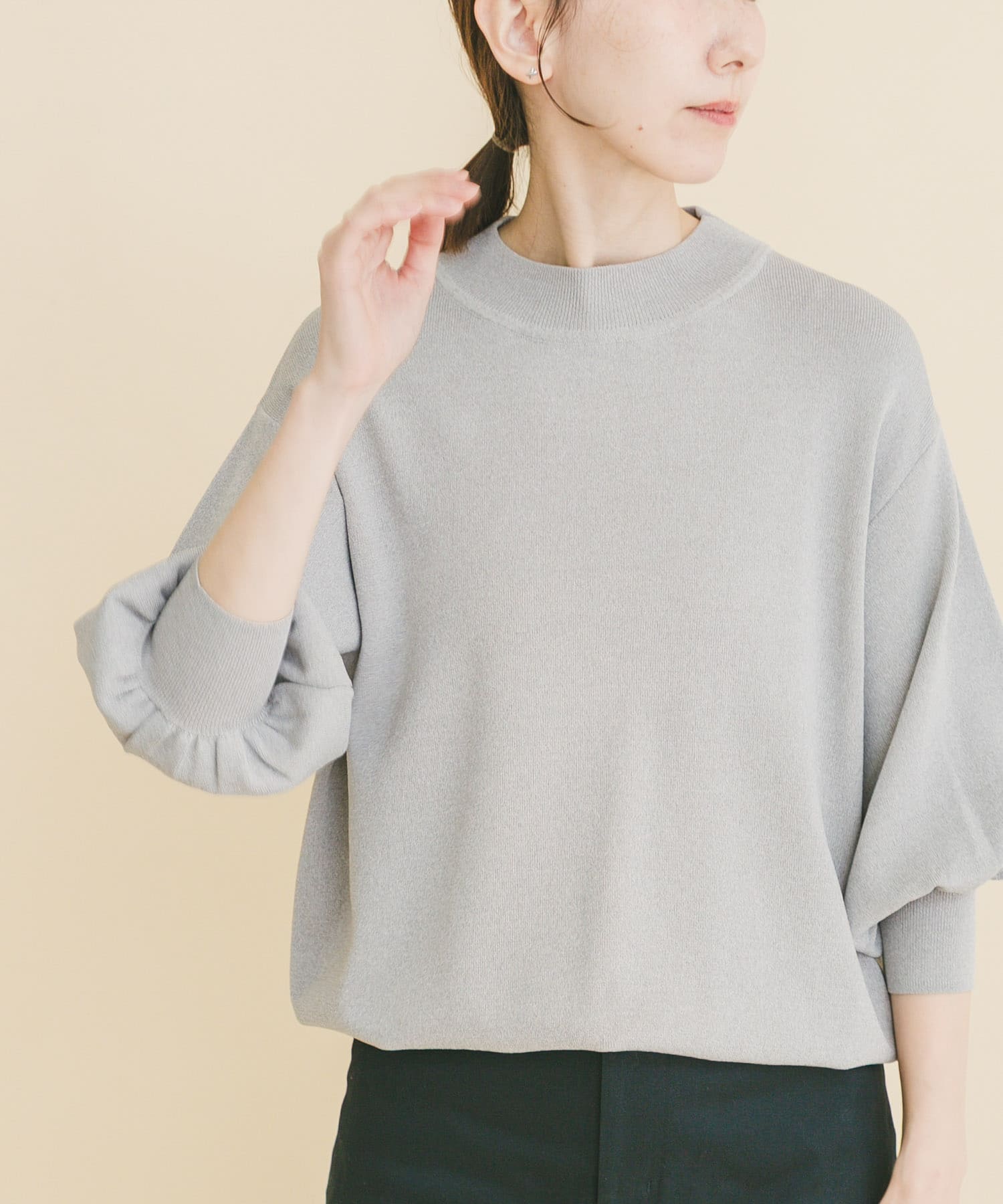 ソウバリボリュームスリーブニット