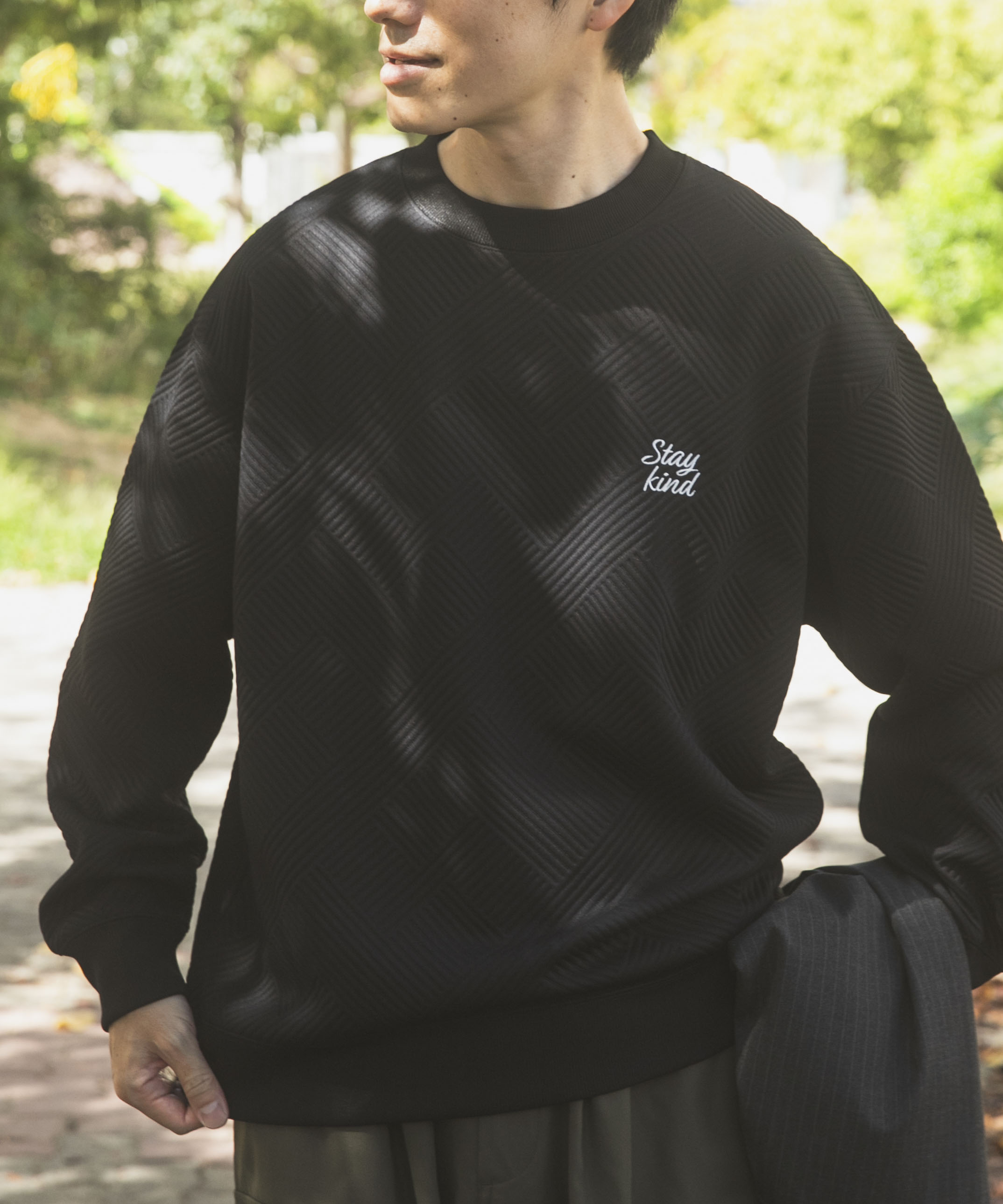 刺繍ジャカードロングスリーブカットソー