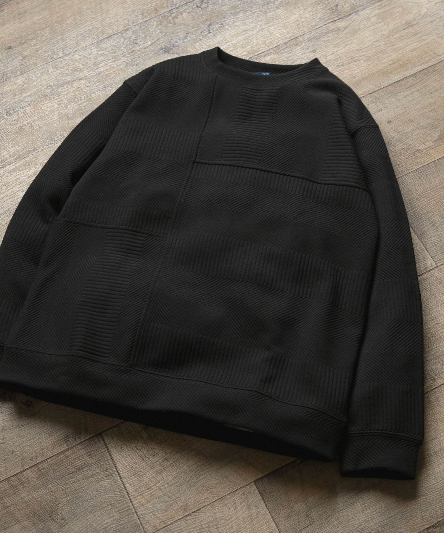 キリカエ ジャカード クルーネックtops BLK M