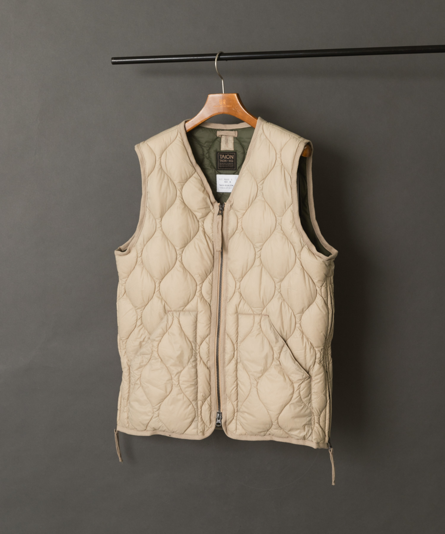 TAION Military Wzip Down Vest
