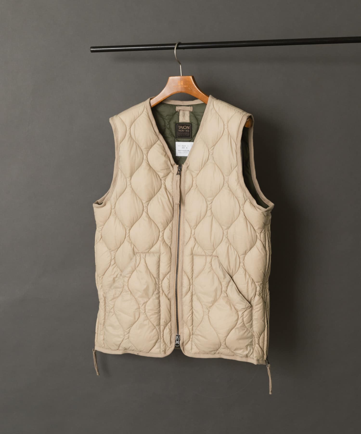 TAION　Military Wzip Down Vest