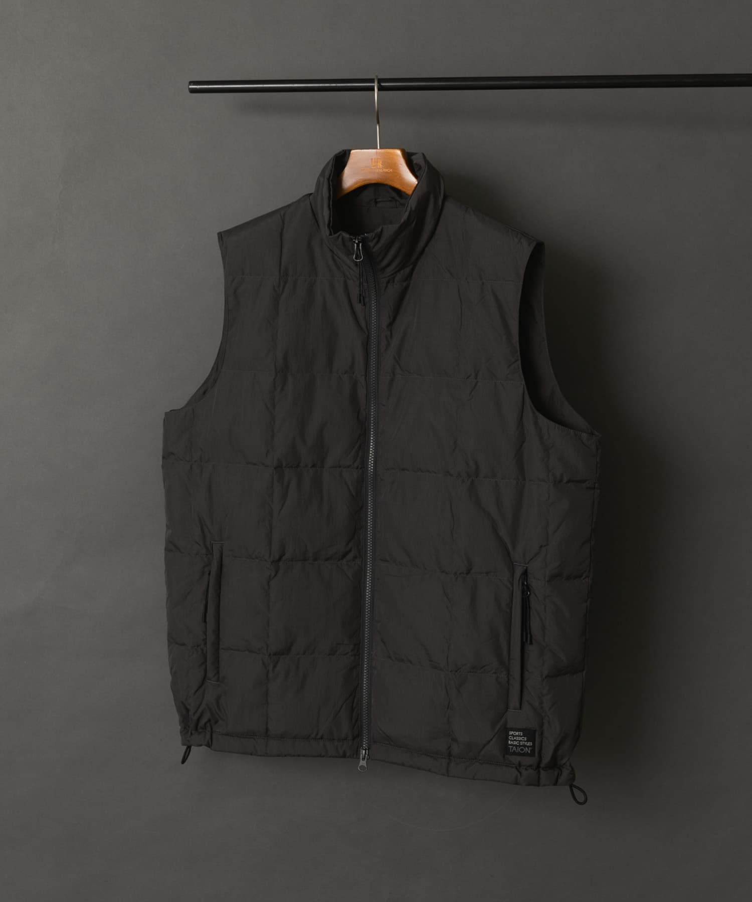 TAION　SC Track Down Vest D.CHARCOAL M