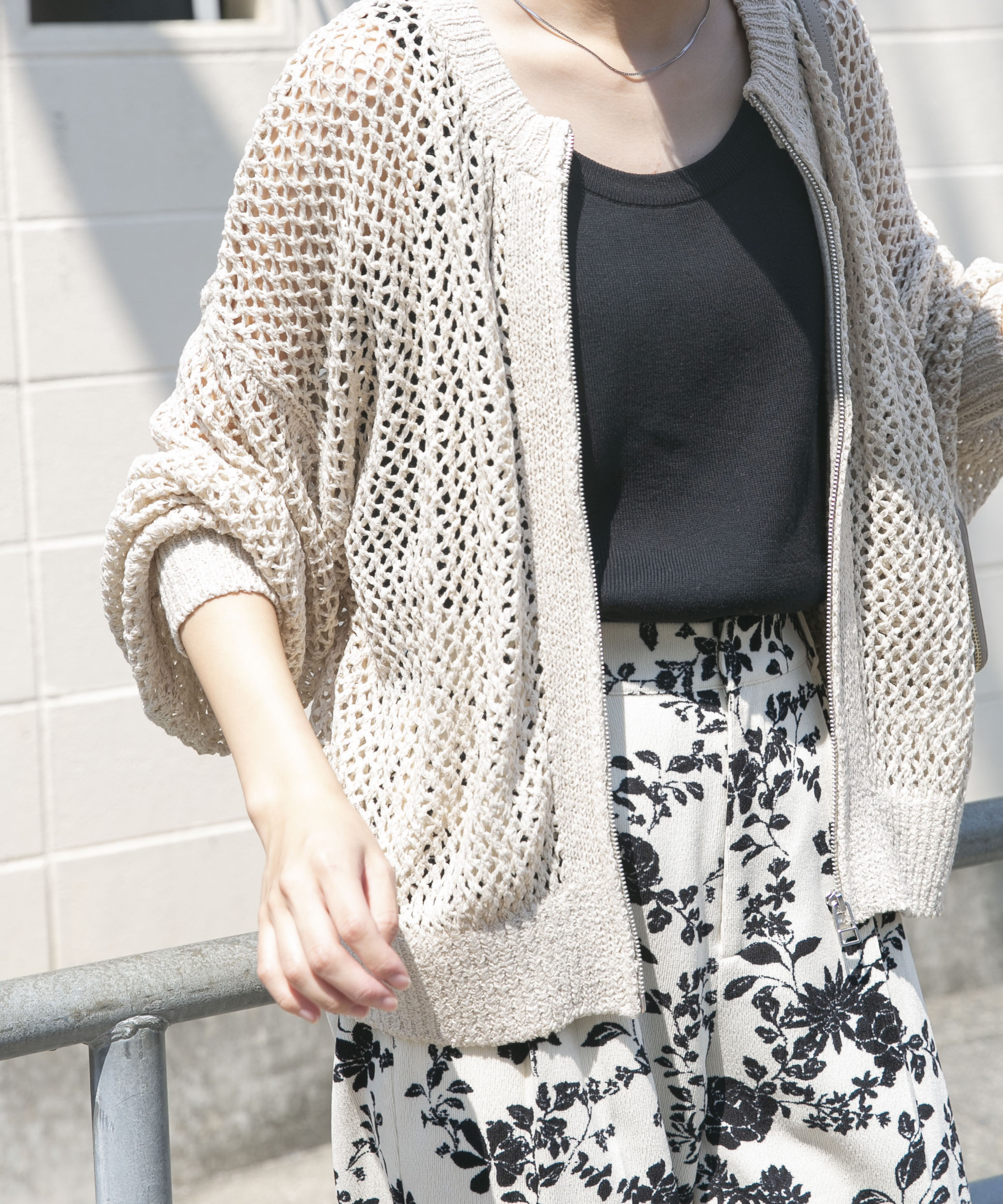 メッシュジップニットカーディガン