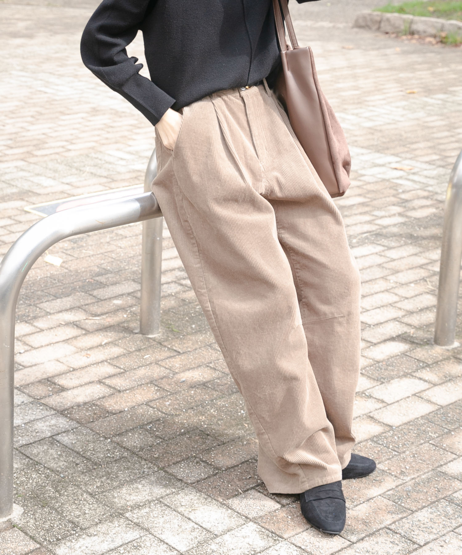 コーデュロイバレルパンツ