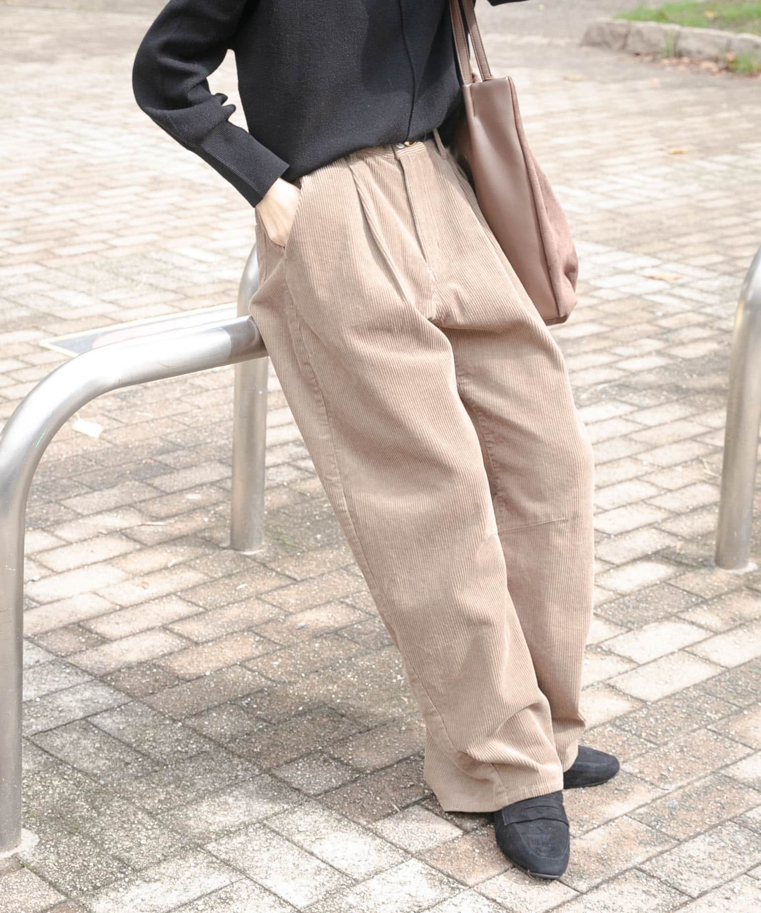 コーデュロイバレルパンツ