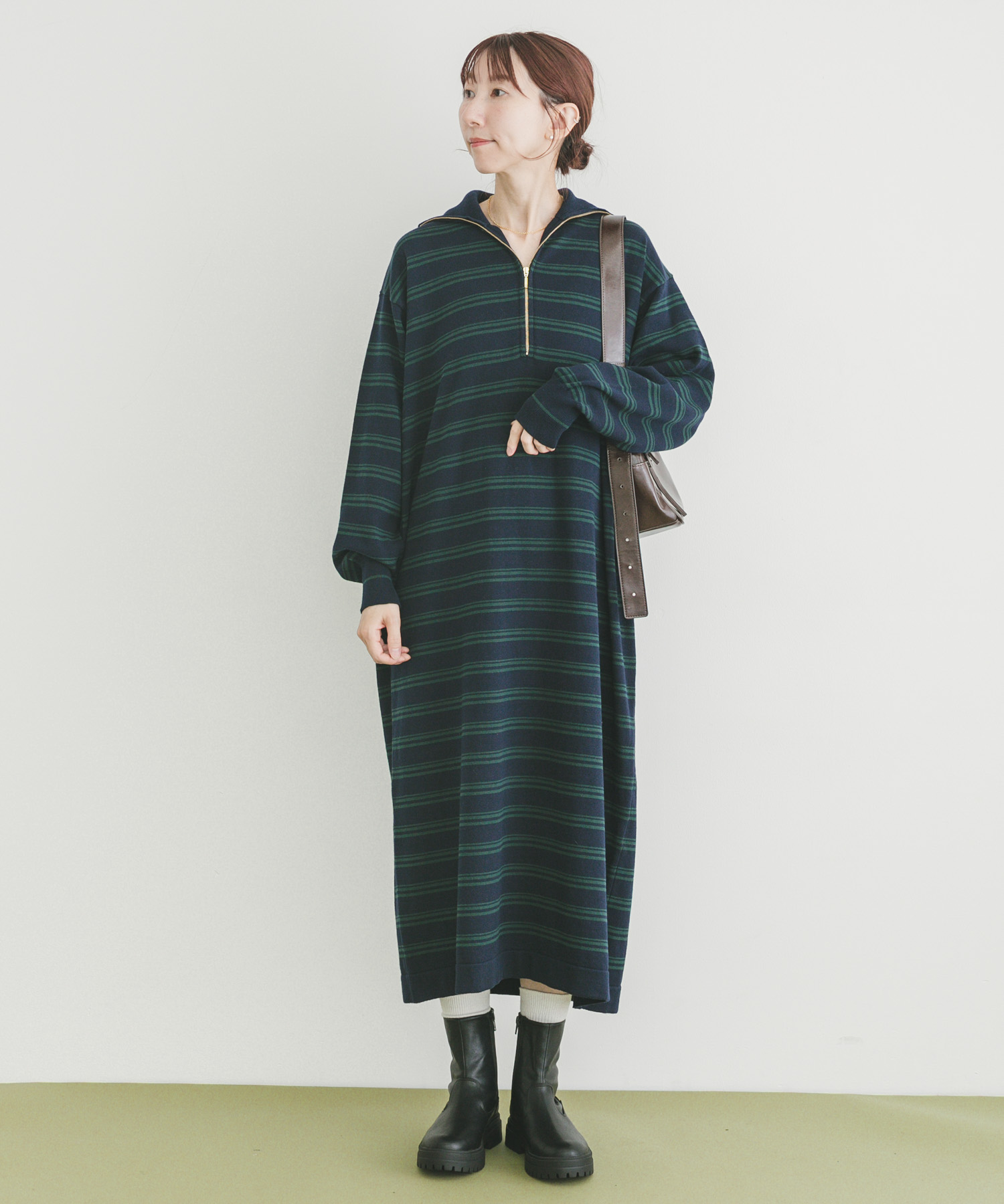 ハーフジップポロワンピース