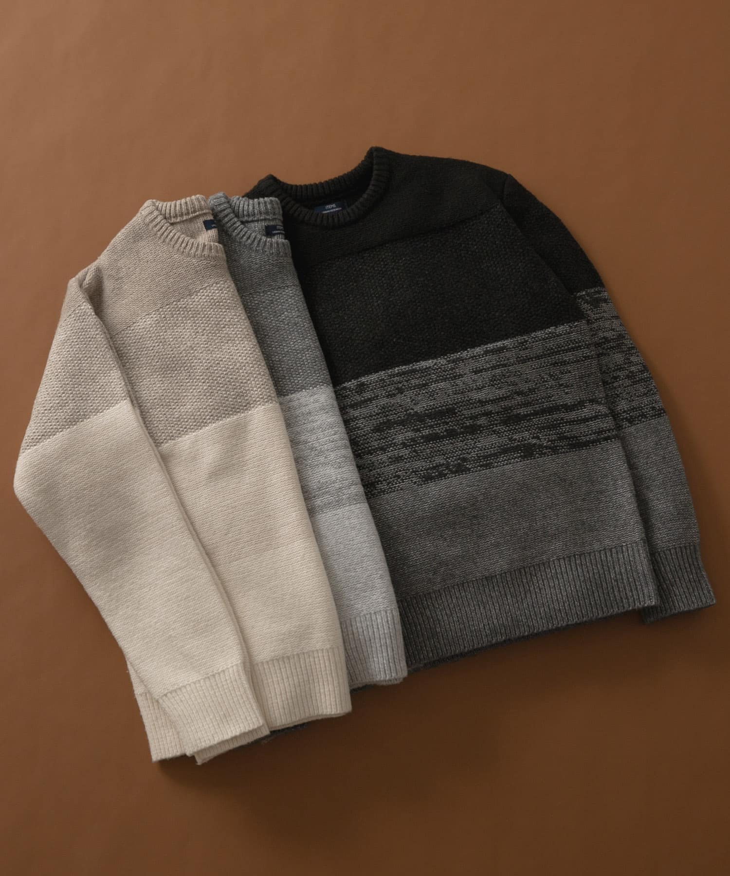 リサイクルヤーン グラデーションニット BLK M