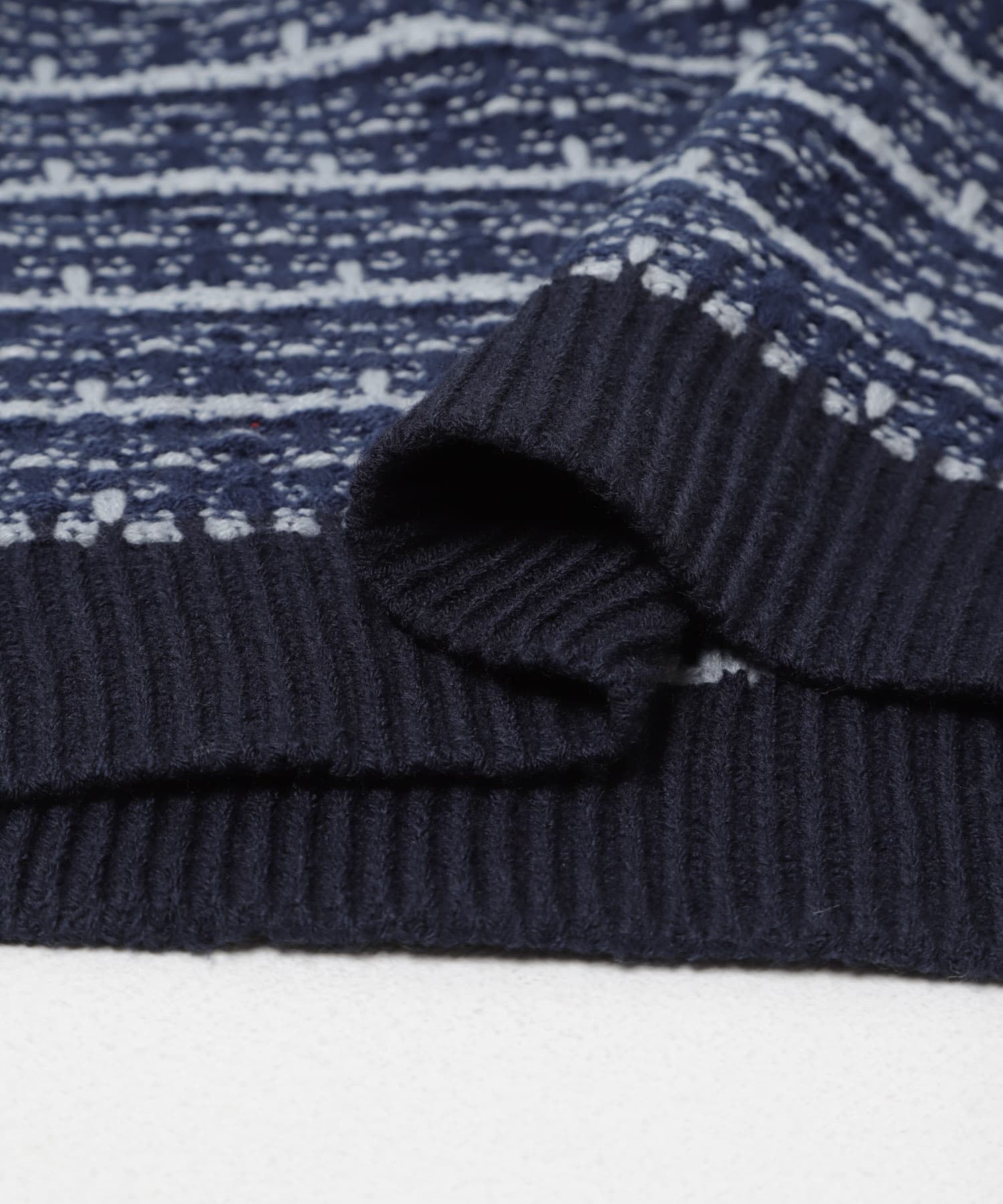 ツイードライククルーネックニット NVY M